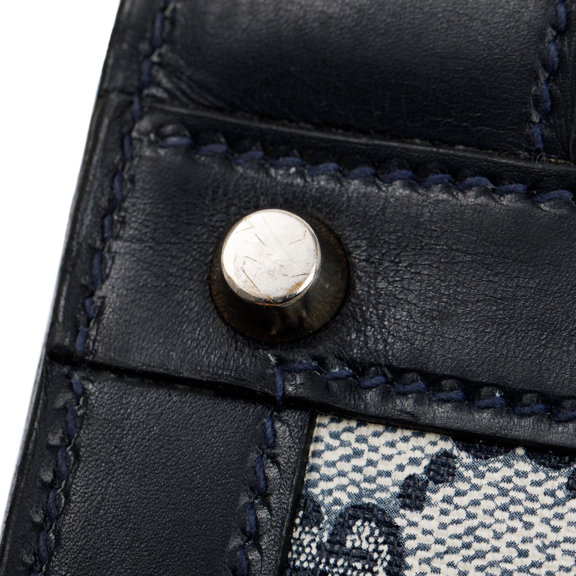 Gucci Vintage Blue GG Supreme Canvas Vanity Train Case