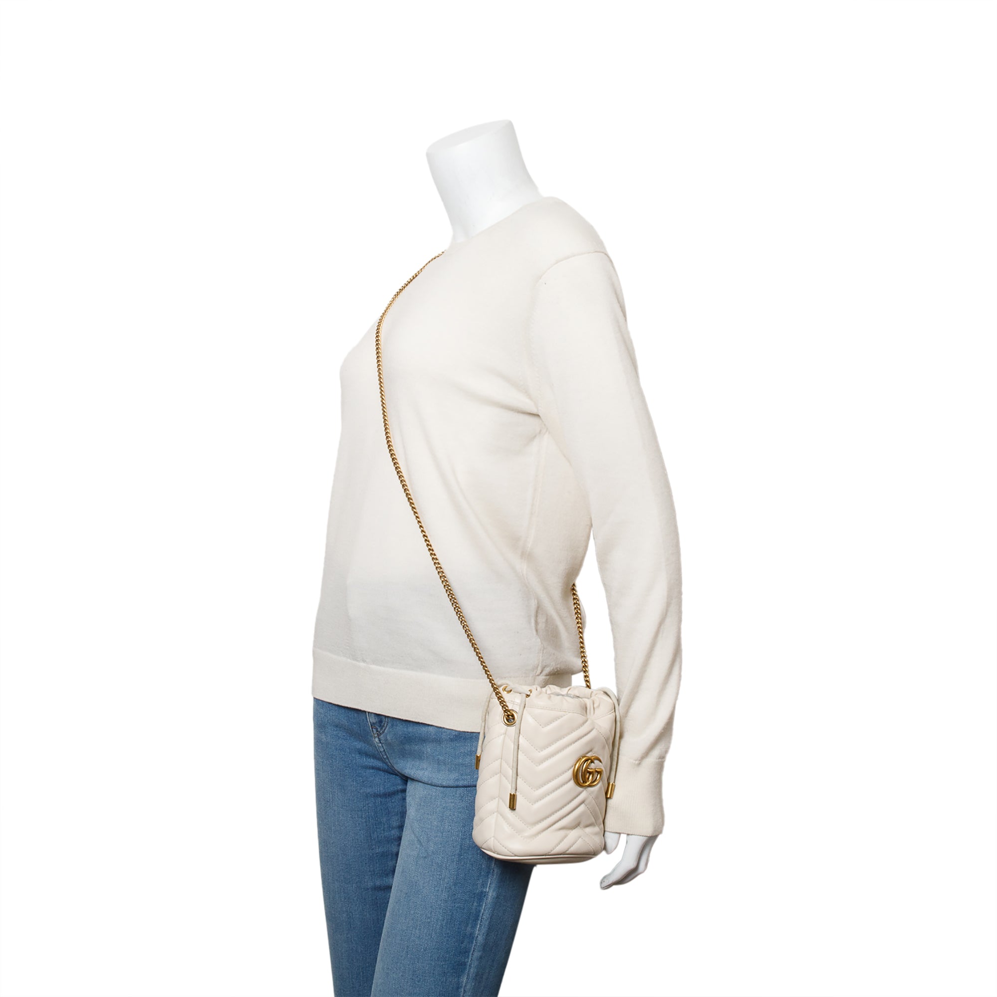 Gucci White Calfskin Leather GG Marmont Mini Bucket Bag
