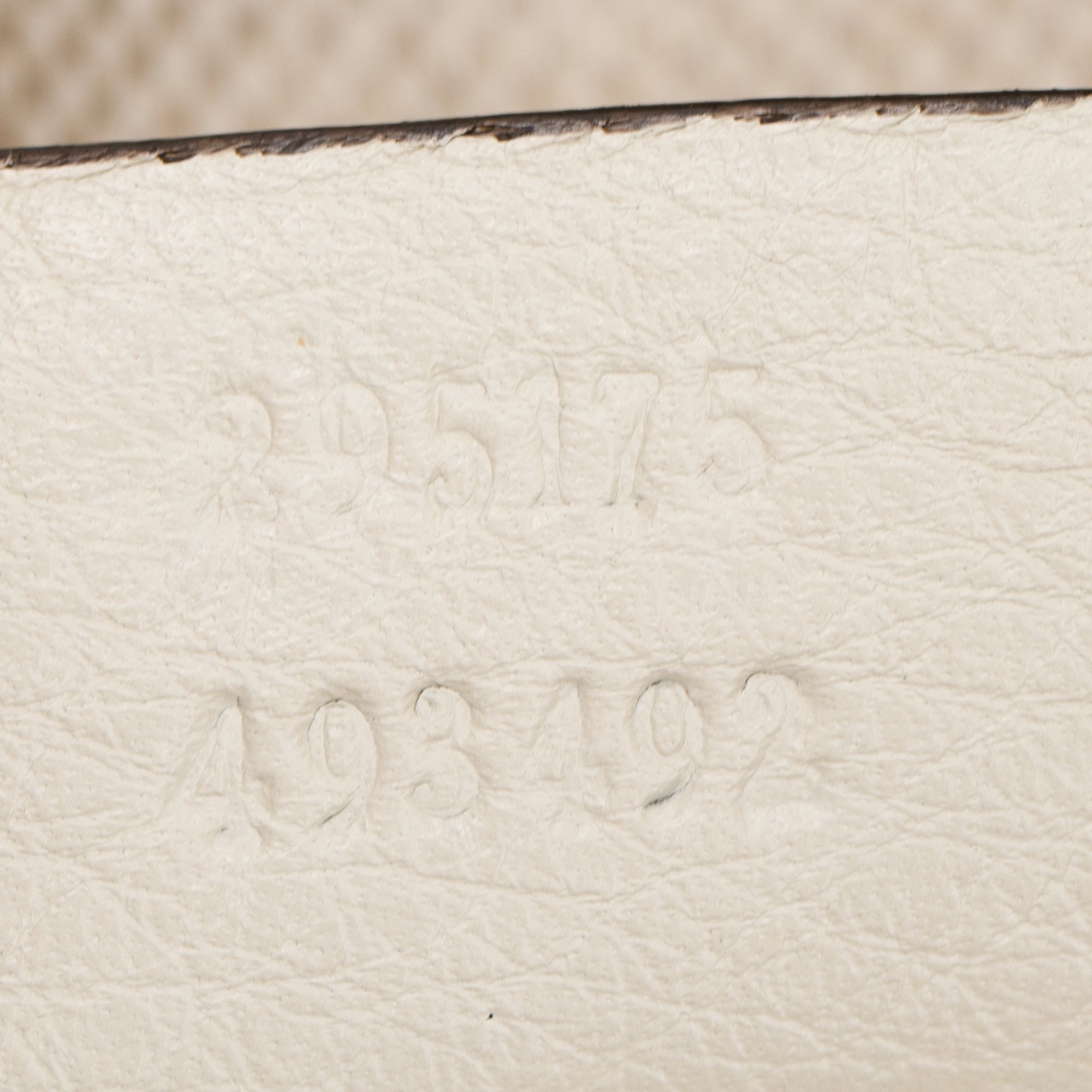 Gucci White Calfskin Leather Medium Soho Hobo Bag