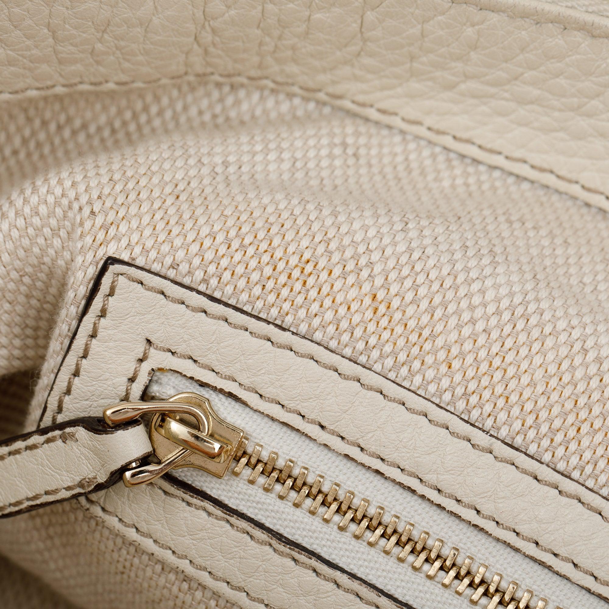 Gucci White Calfskin Leather Medium Soho Hobo Bag