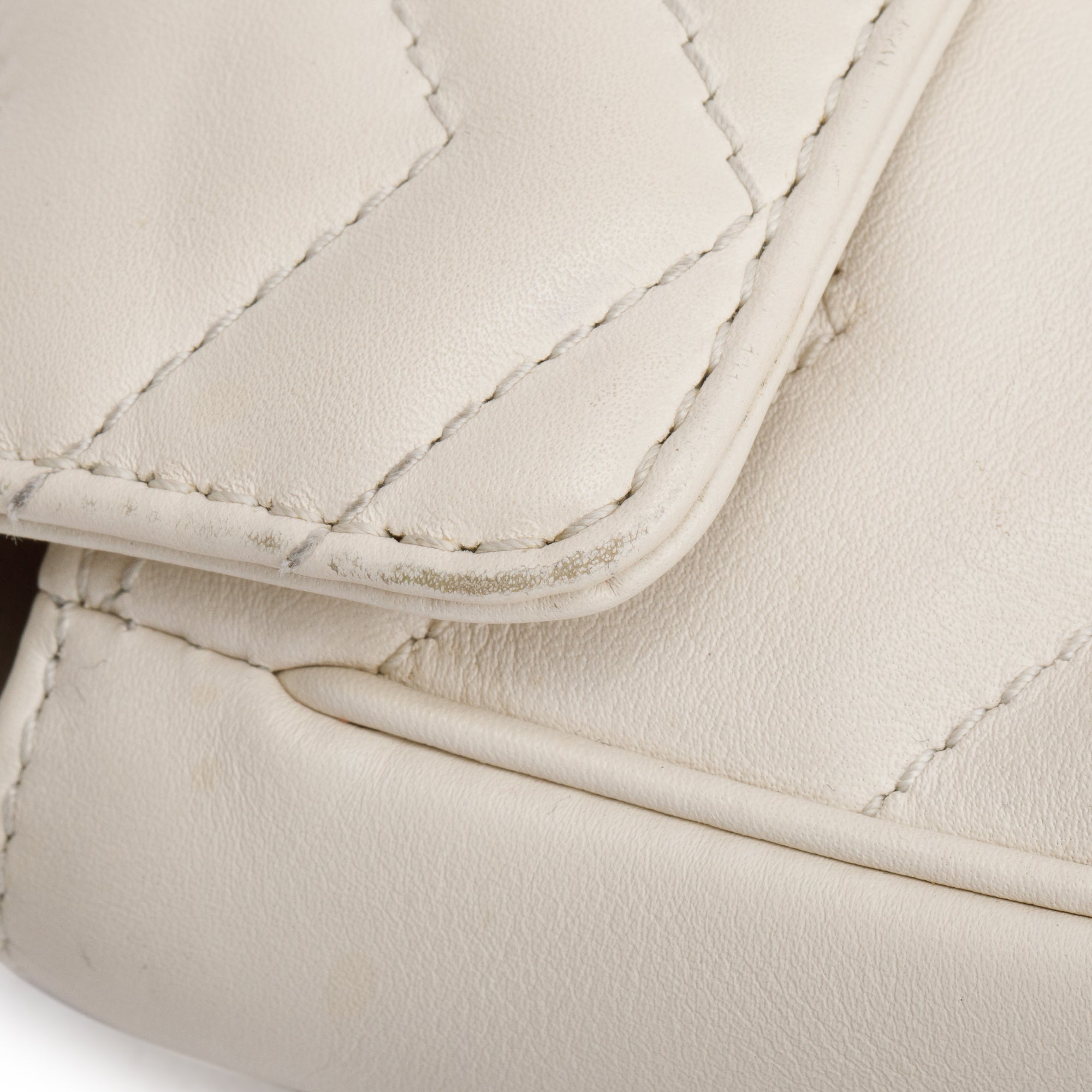 Gucci White GG Marmont Matelasse Leather Super Mini Bag