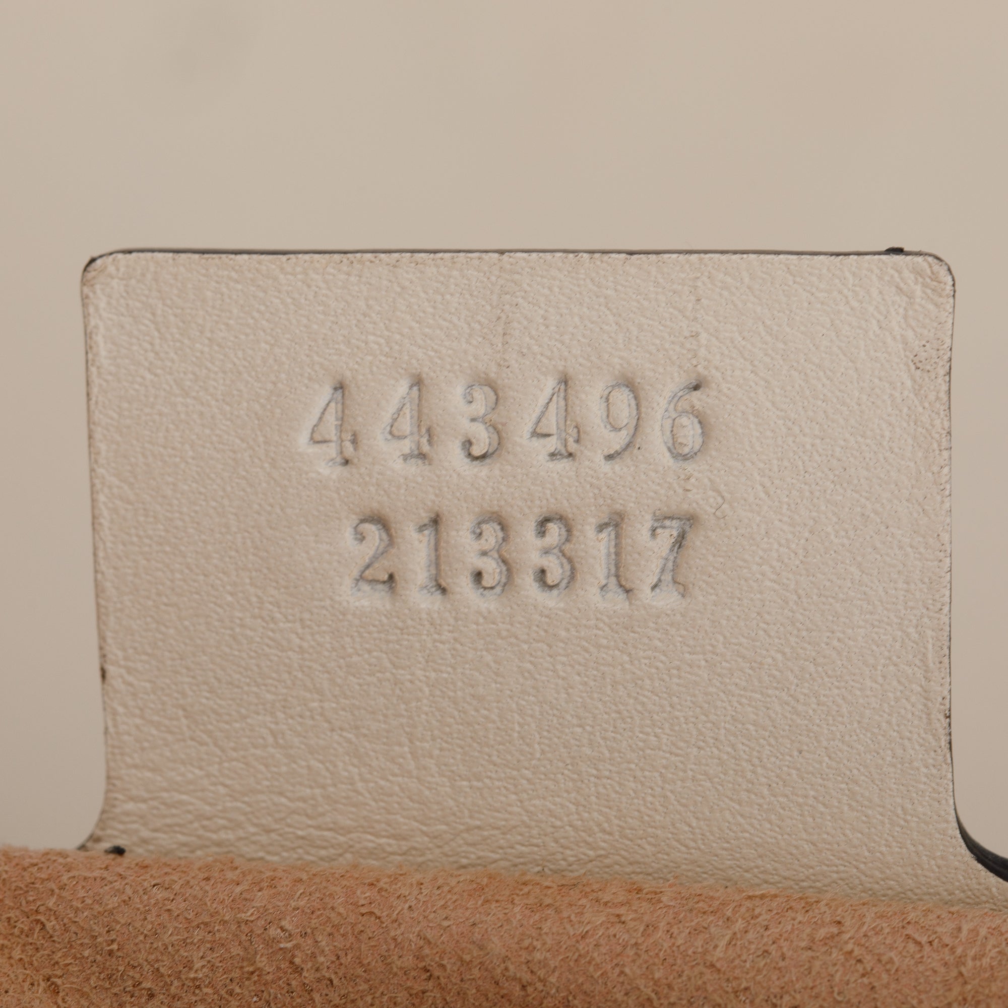 Gucci White GG Marmont Matelasse Medium Shoulder Bag w/ Box