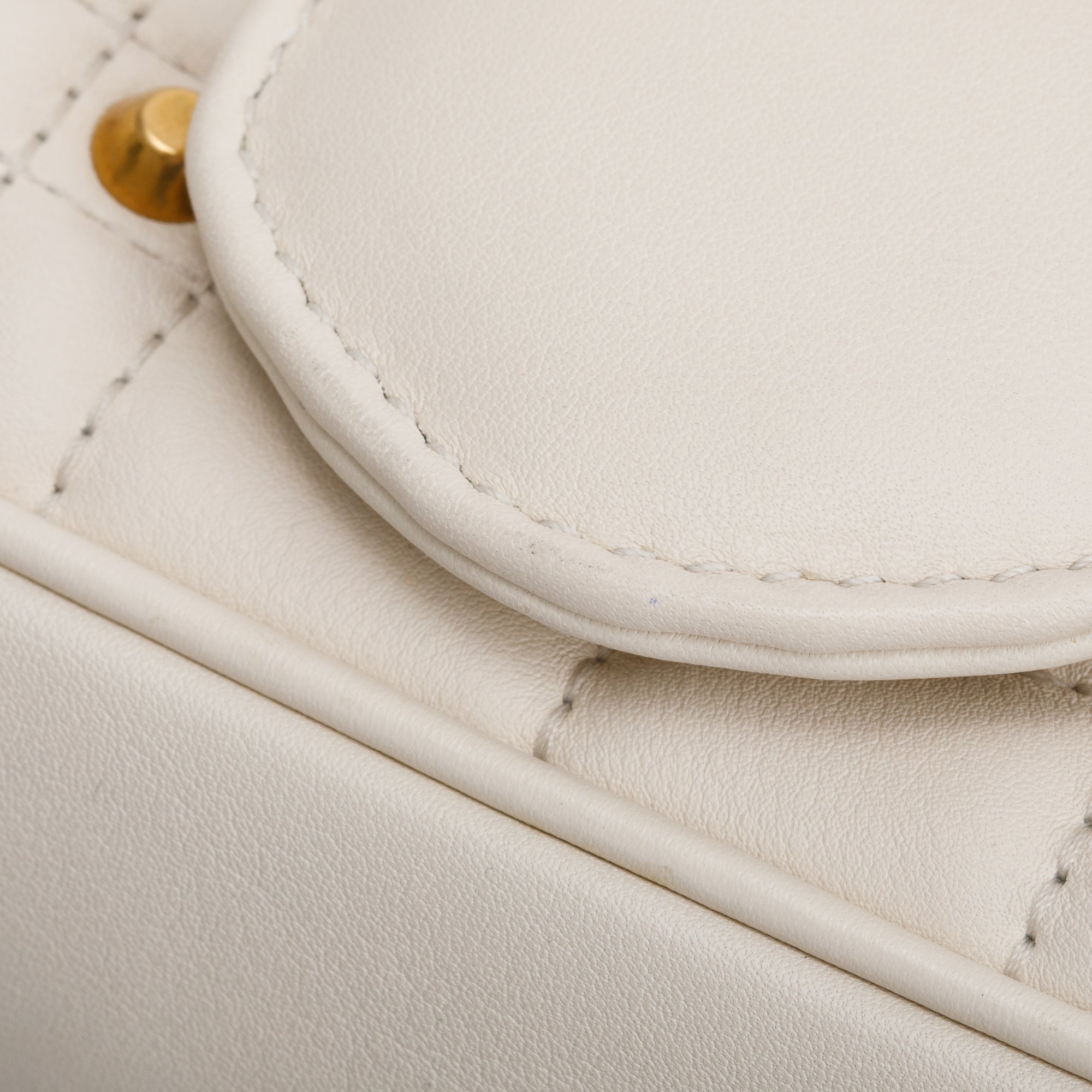 Gucci White GG Marmont Matelasse Medium Studded Shoulder Bag