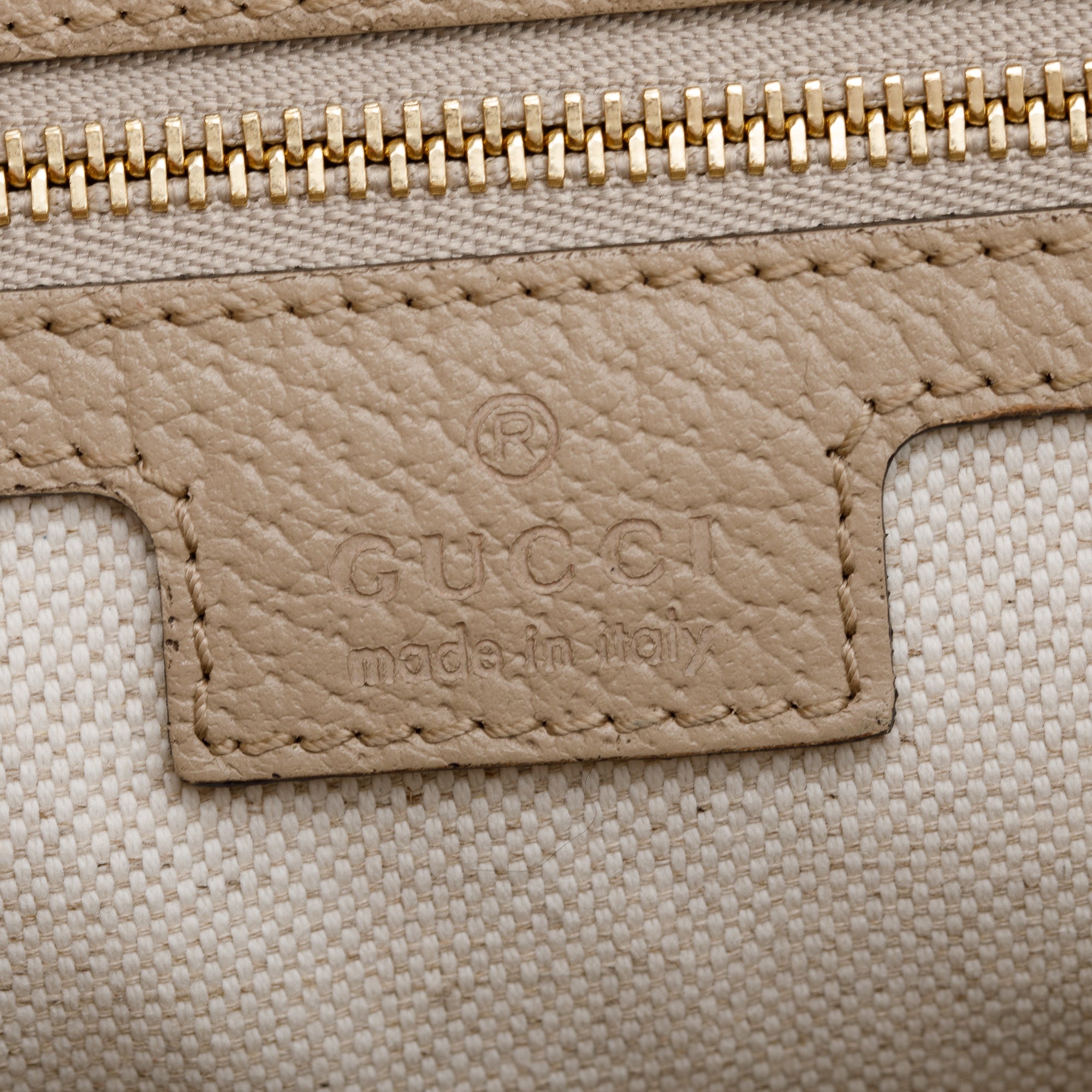 Gucci White GG Supreme Web Ophidia GG Medium Tote