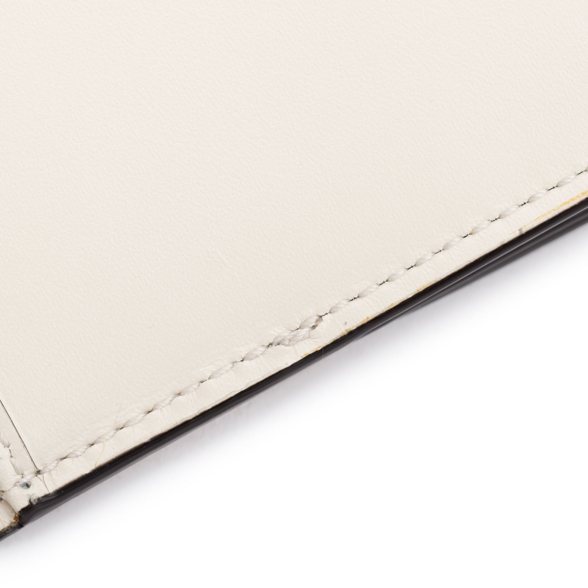 Gucci White Guccisimma Leather Compact Bow Wallet w/ Box