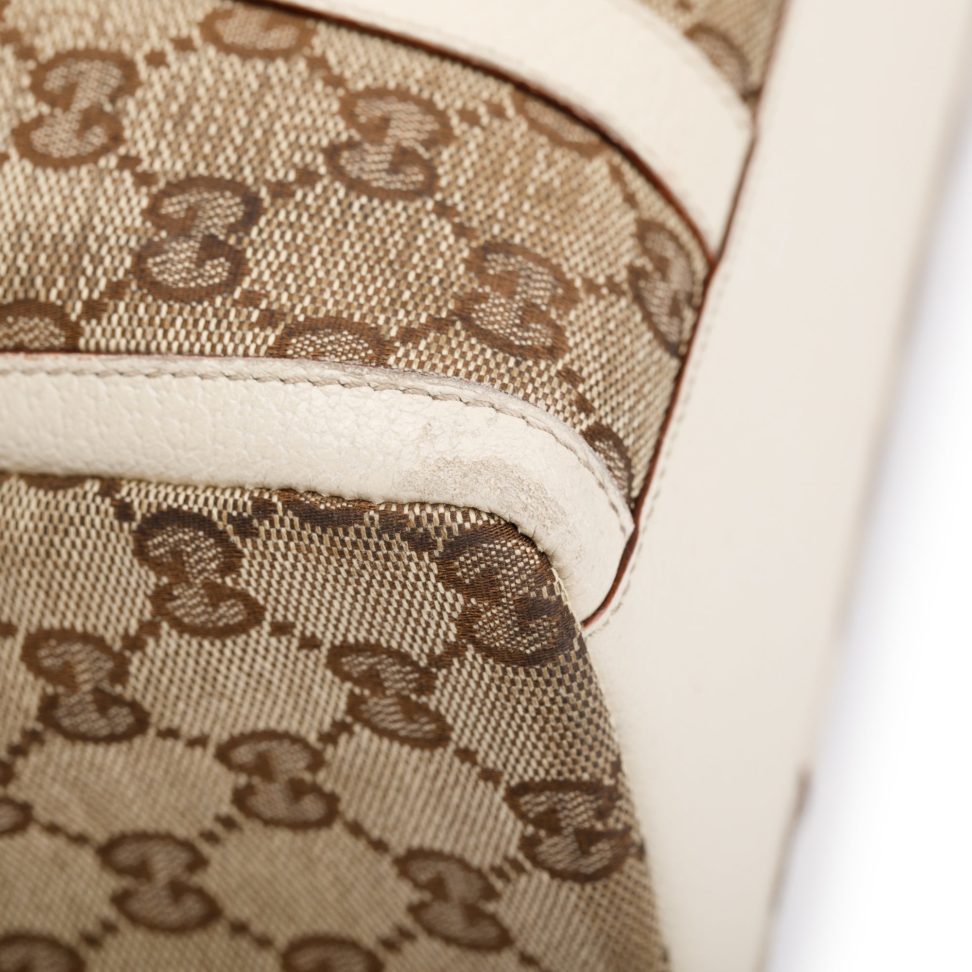 Gucci White Leather Trim GG Canvas Small Abbey Boston Bag