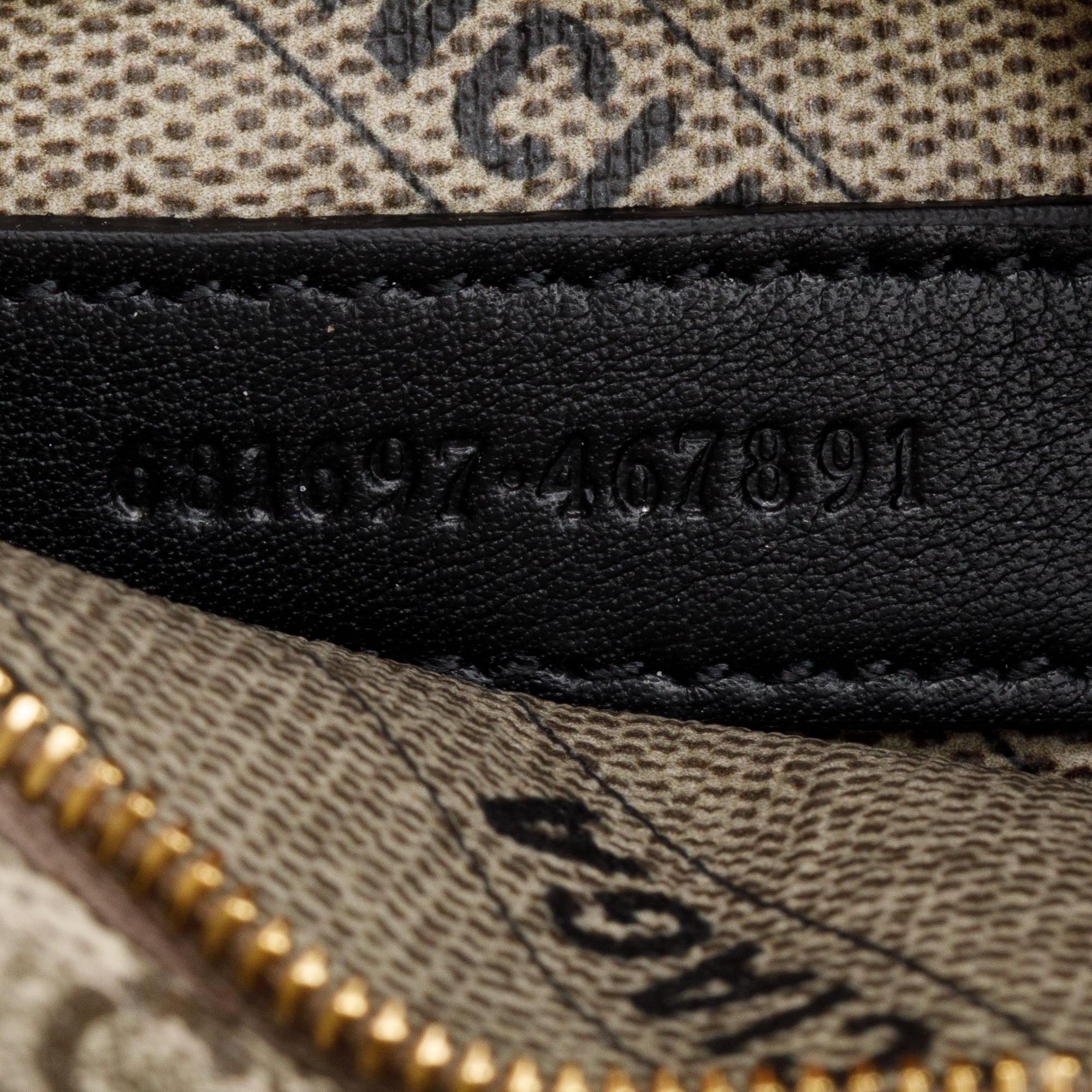 Gucci x Balenciaga The Hacker Project GG Supreme Small Hourglass Top Handle Bag w/ Strap & Box