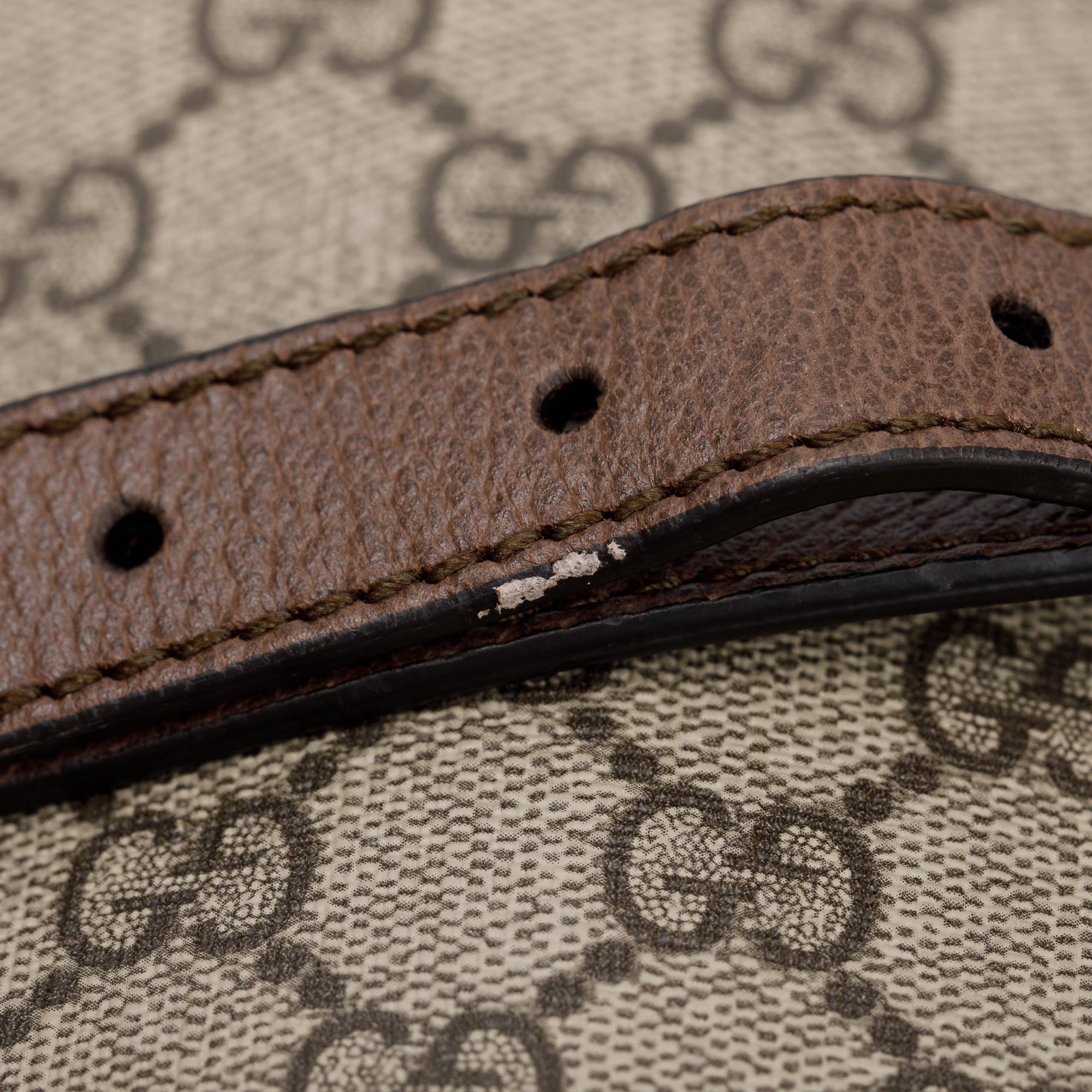 Gucci x Globe Trotter GG Supreme Briefcase w/ Strap