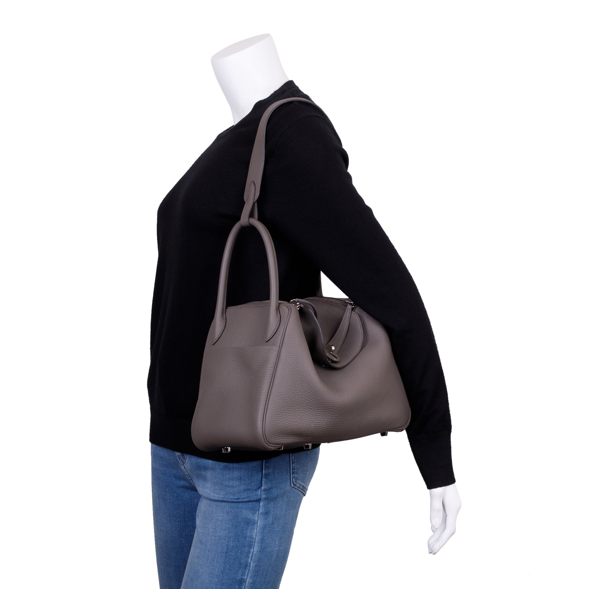 Hermes 2020 Grey Clemence Leather Lindy 30