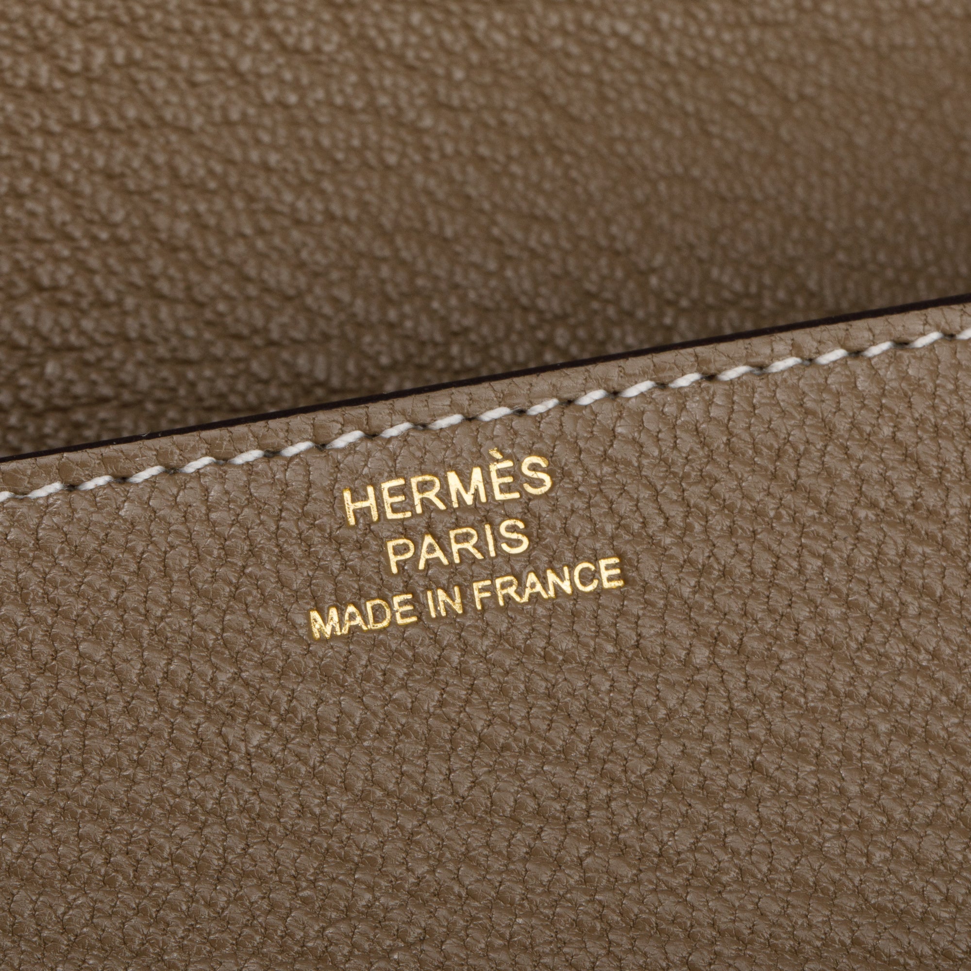 Hermes 2023 Etoupe Chevre Mysore Roulis Slim Compact Wallet w/ Box, Insert & Receipt