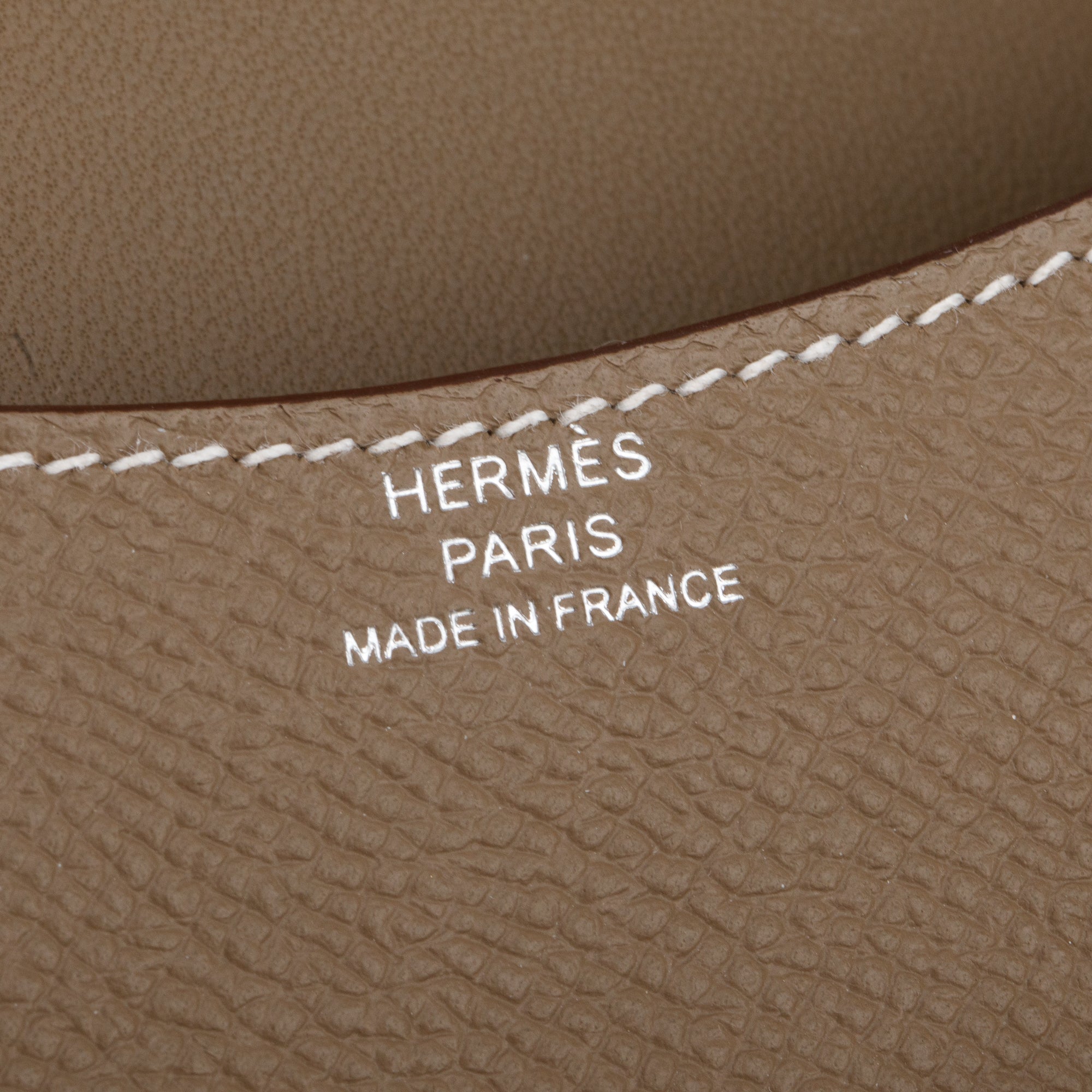 Hermes 2023 Etoupe Veau Epsom Constance Slim Compact Wallet w/ Box & Insert