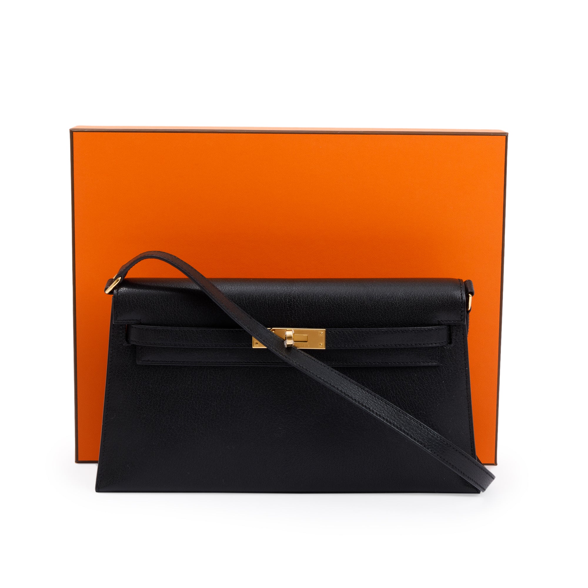 Hermes 2023 Noir Chevre Chamkila Leather Kelly Elan w/ Strap & Box