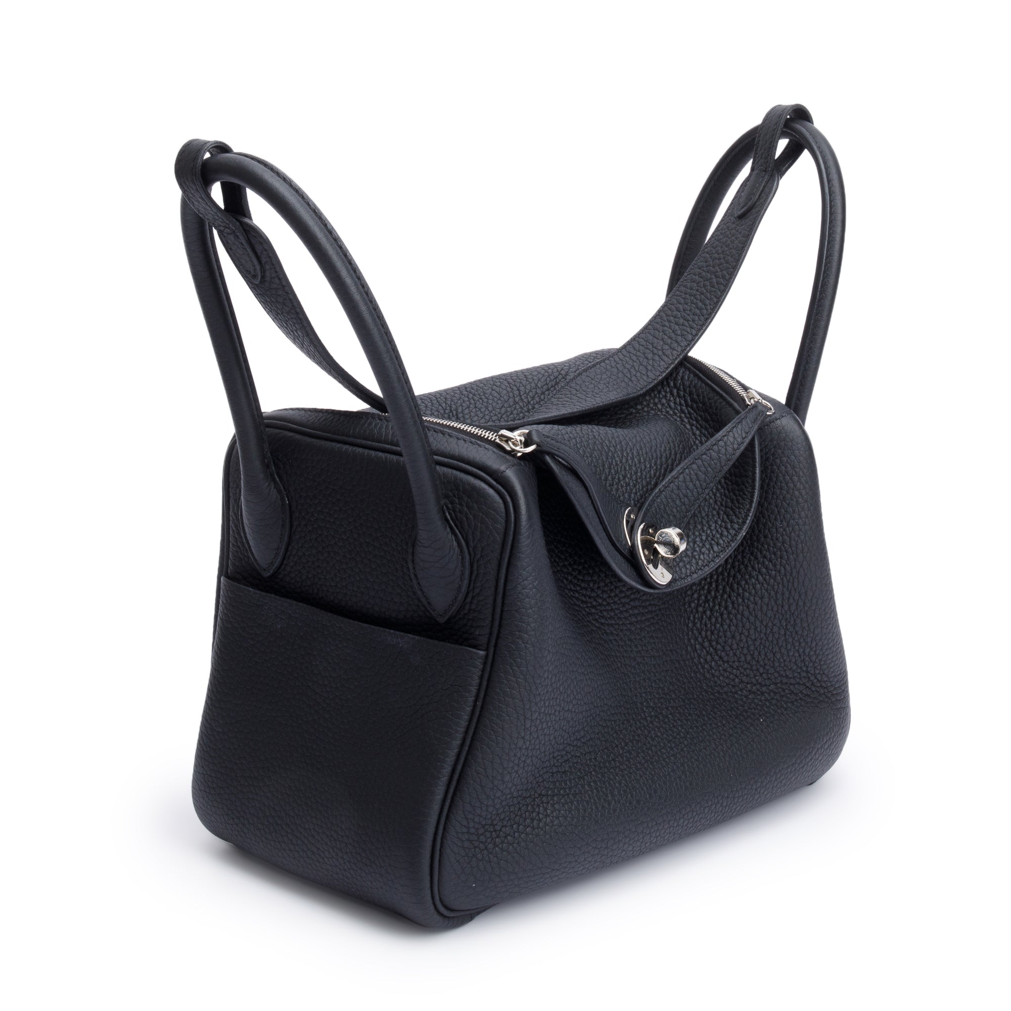 Hermes 2023 Noir Taurillon Clemence Leather Lindy 26