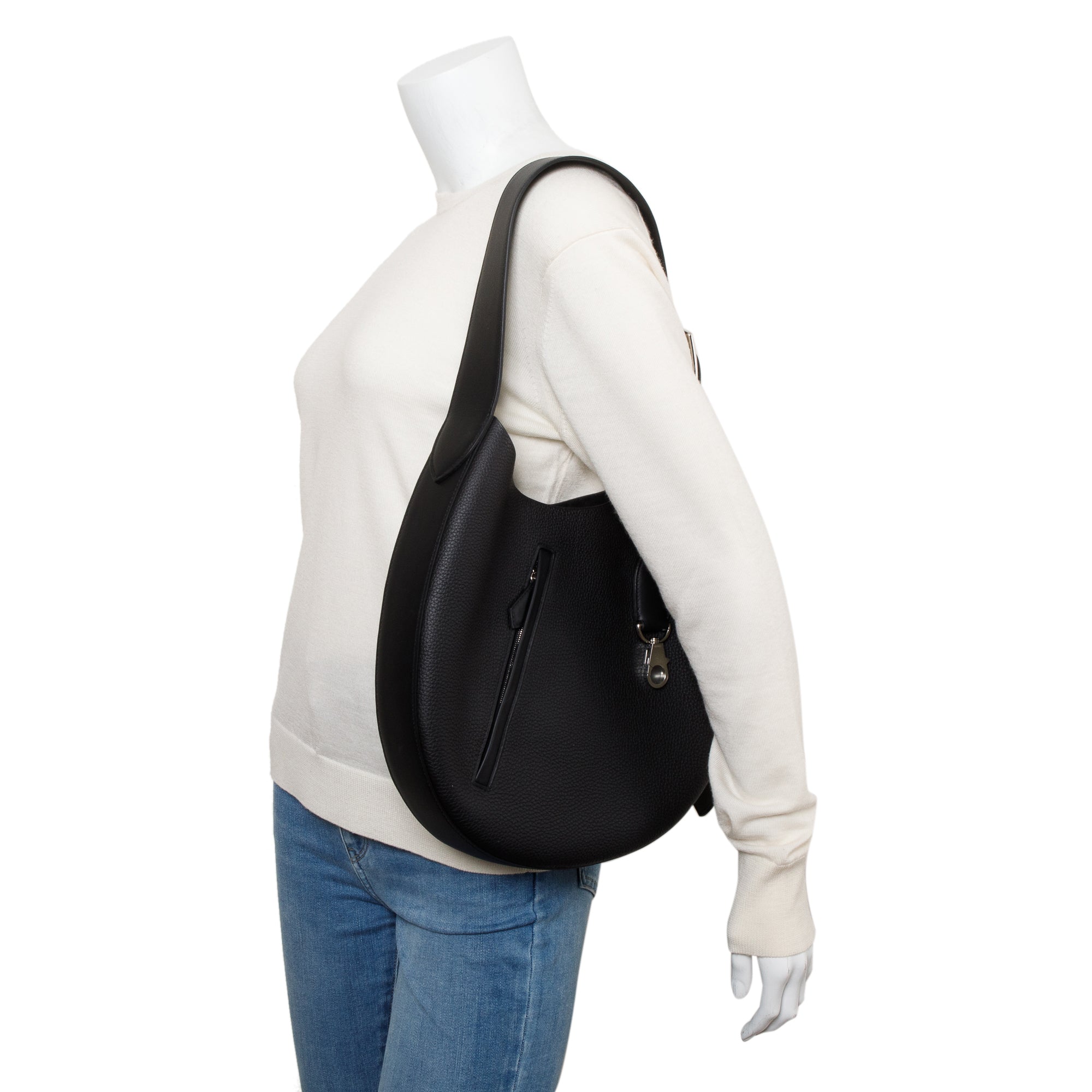 Hermes 2023 Noir Taurillon Maurice Swift Arcon Bag w/ Box