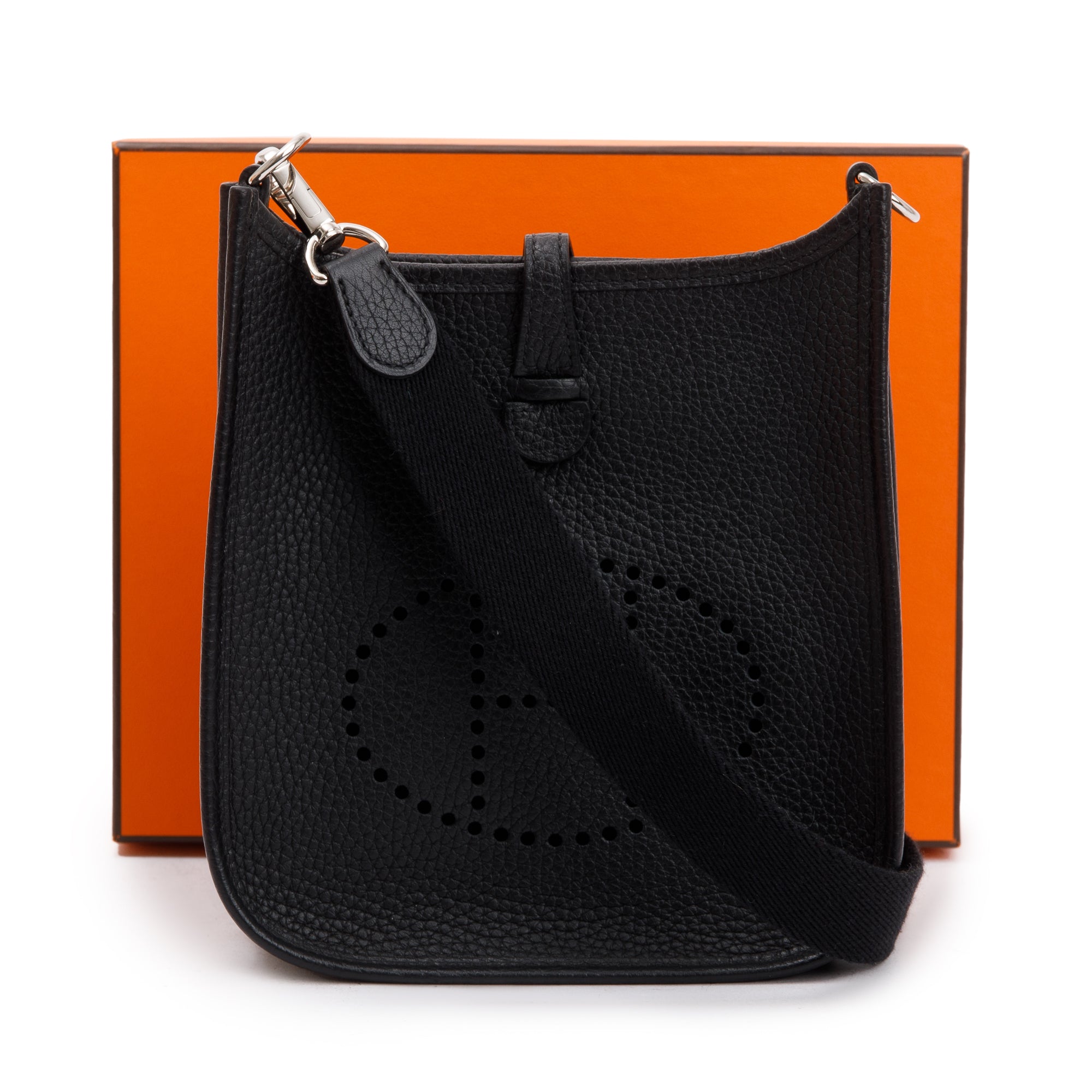 Hermes Black Noir Taurilon Clemence Amazone Evelyne TPM 16 w/ Box