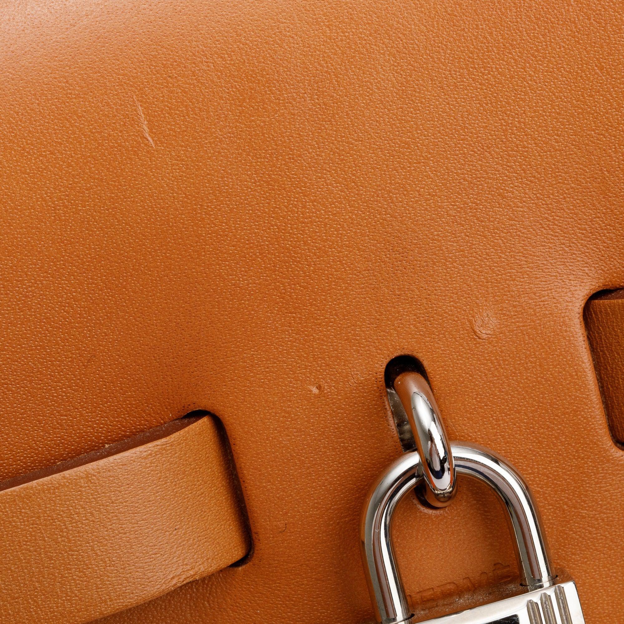 Hermes Capucine Fauve Toile Militaire Vache Hunter Herbag Zip 39 w/ Pouch