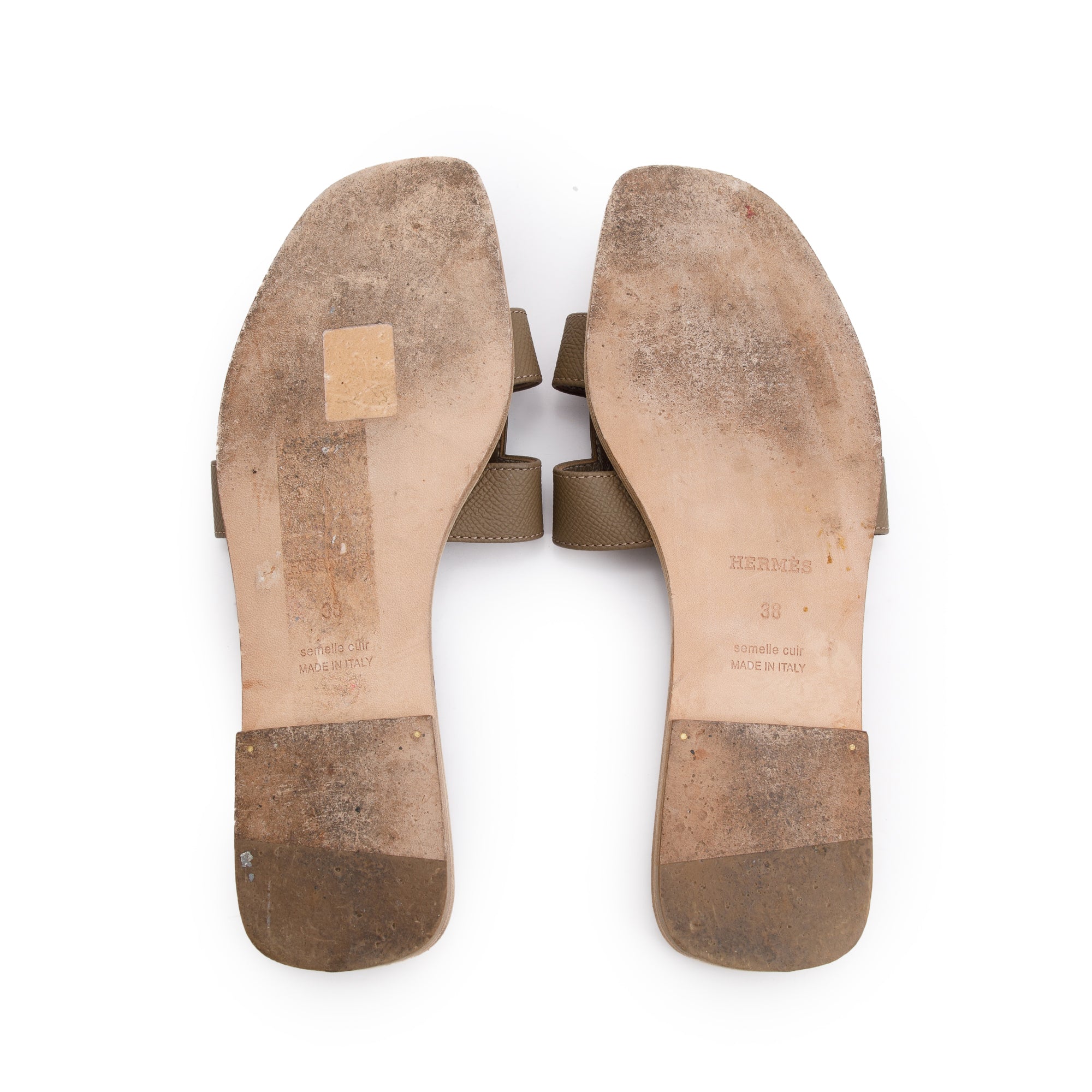 Hermes Etoupe Epsom Calfskin Oran Sandals, Size 38