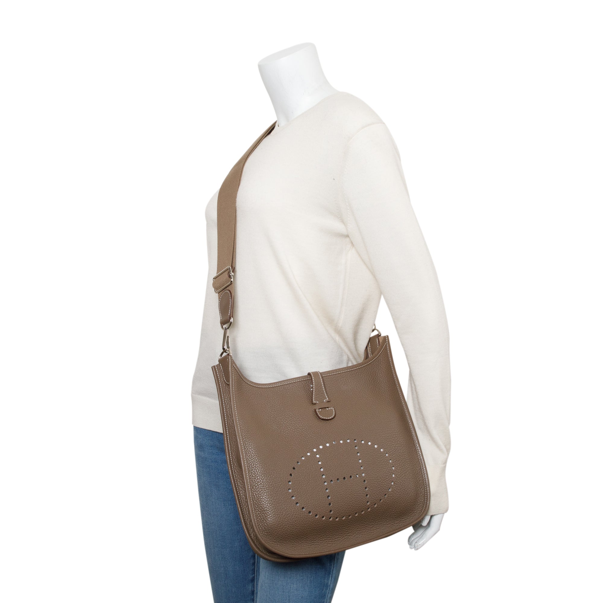 Hermes Etoupe Taurillon Clemence Evelyne III 29 Bag