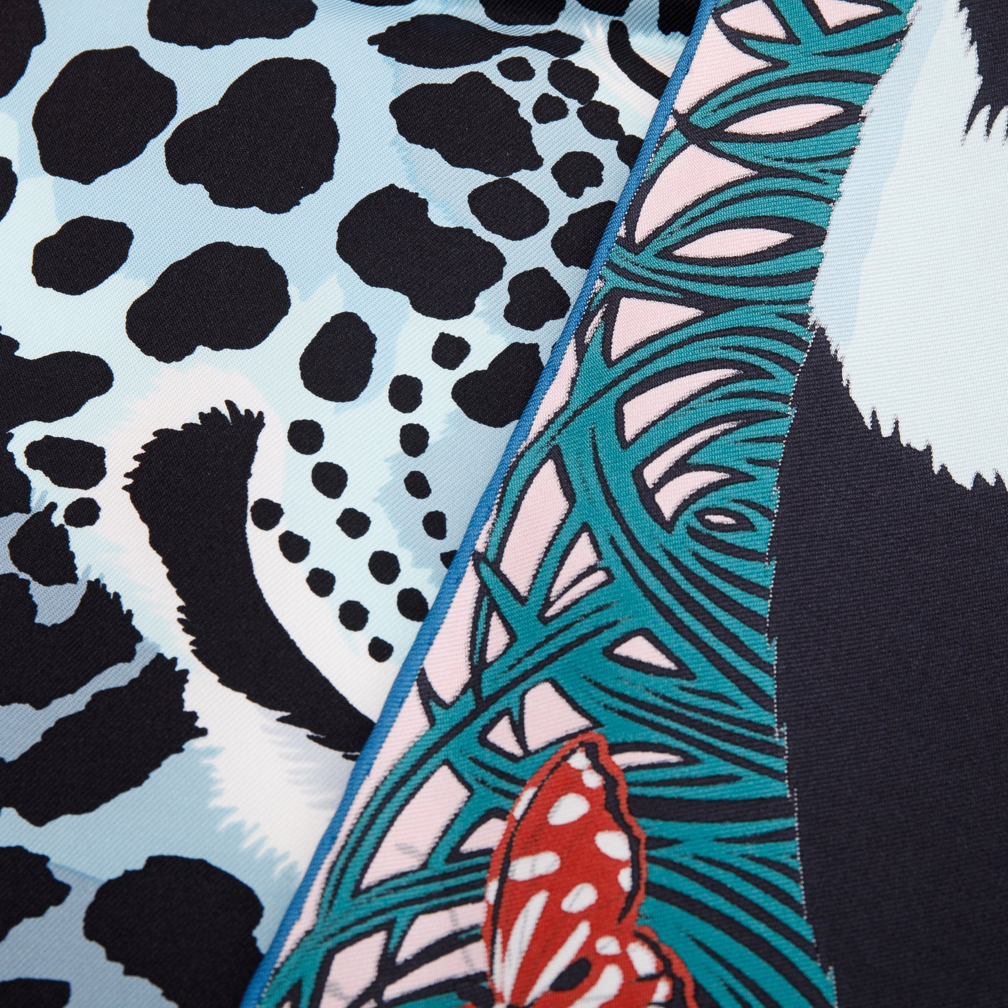 Hermes 'Jaguar Quetzal by Alice Shirley' Silk Scarf 90 w/ Box