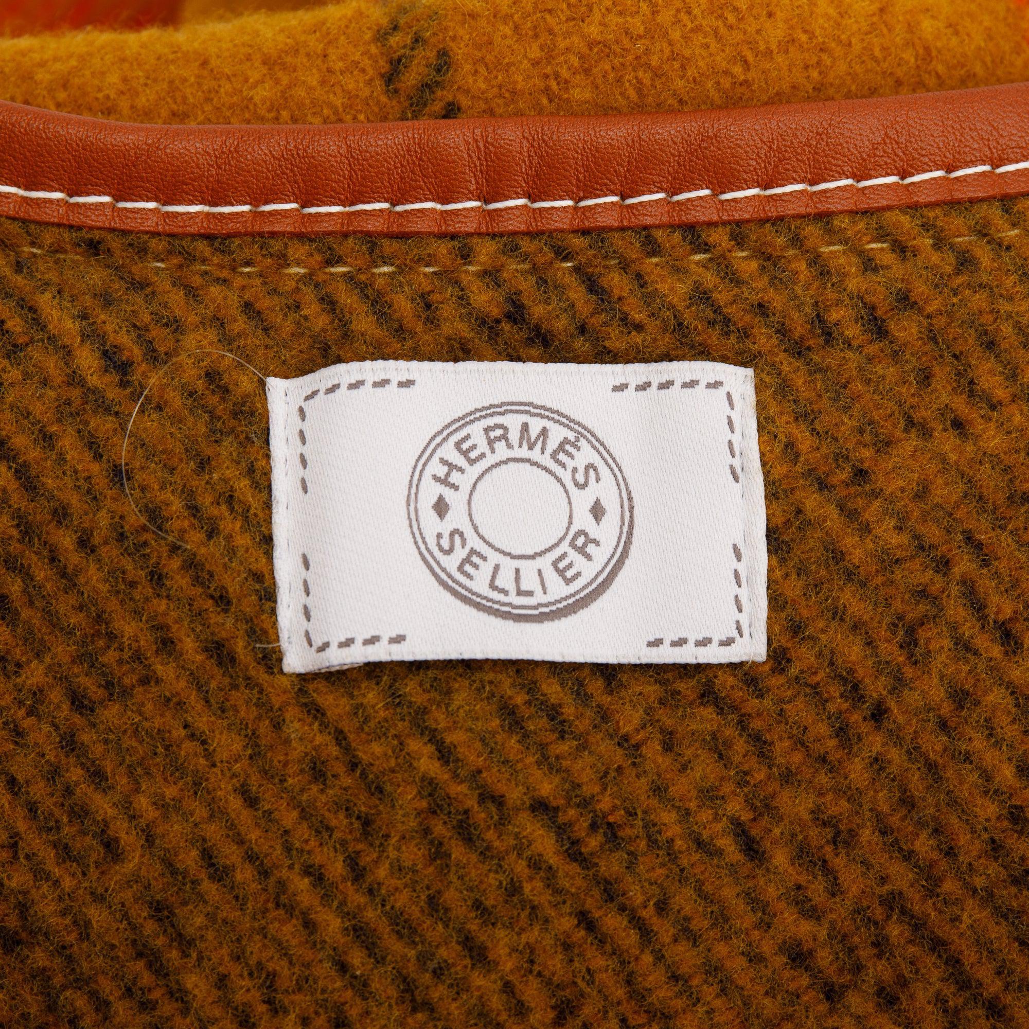 Hermes Neutral Calfskin Cashmere & Wool Highlands Poncho
