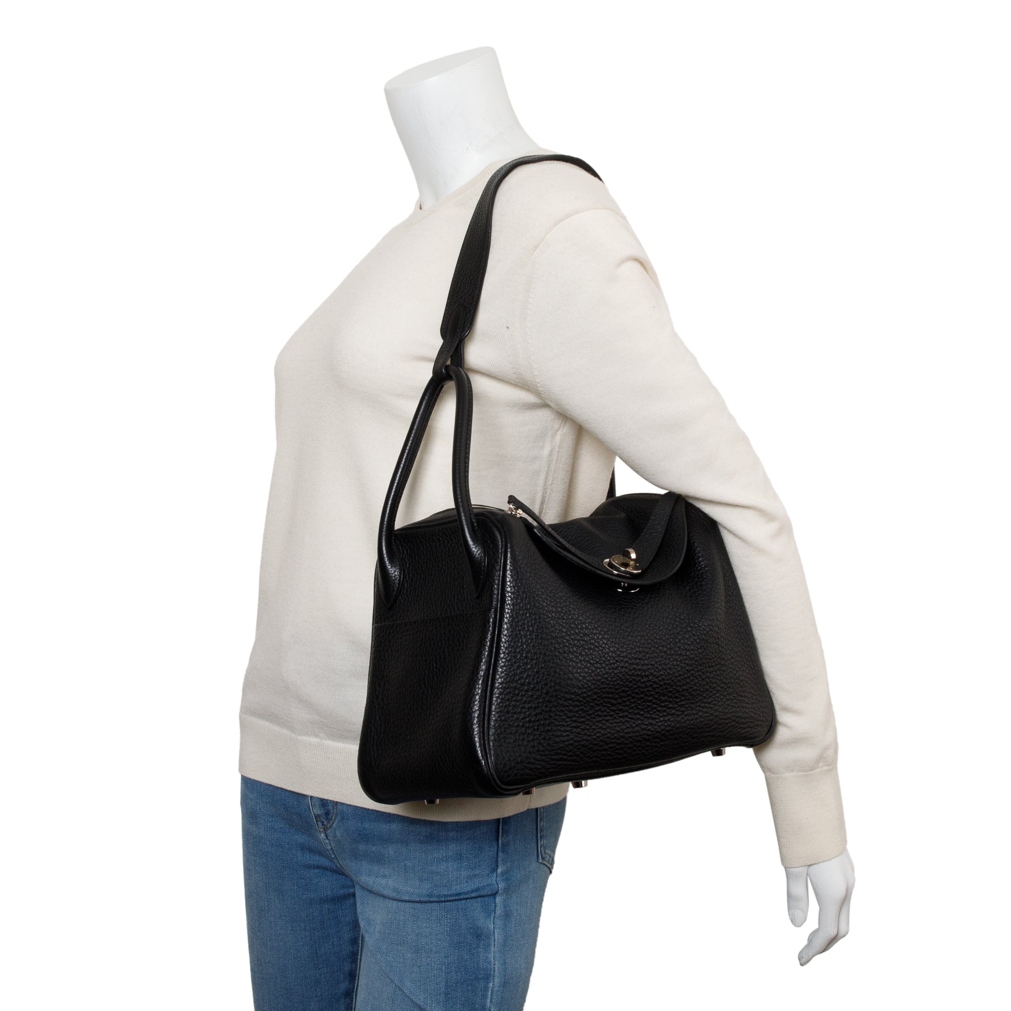 Hermes Noir Clemence Leather Lindy 30