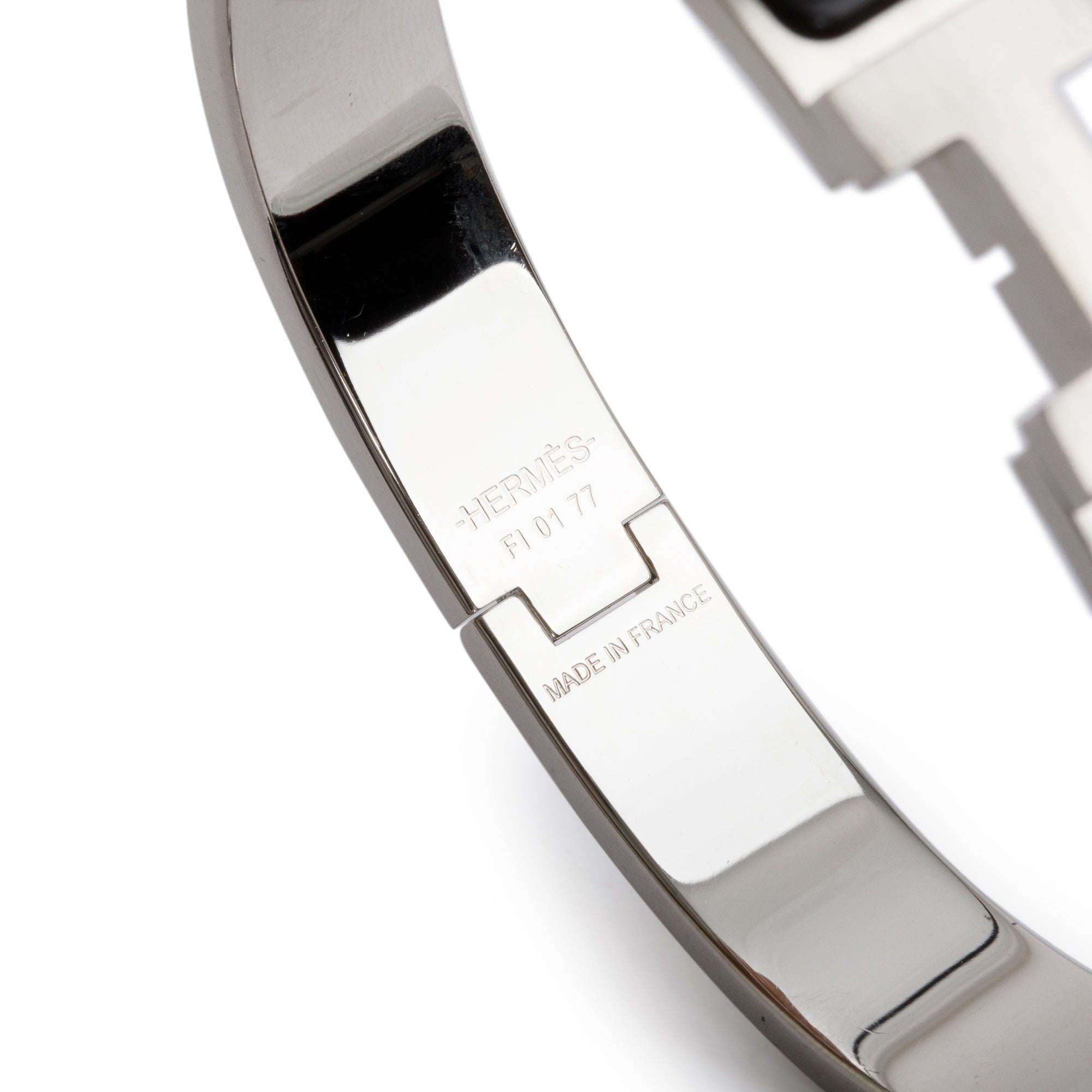 Hermes Palladium Plated Noir Mat Enamel 12 MM Clic HH Bracelet w/ Box