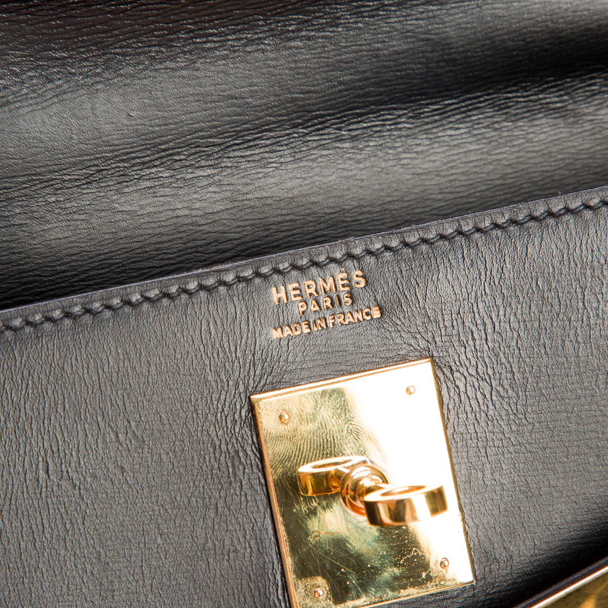 Hermes Vintage Noir Box Kelly Sellier 32 w/ Strap & Box