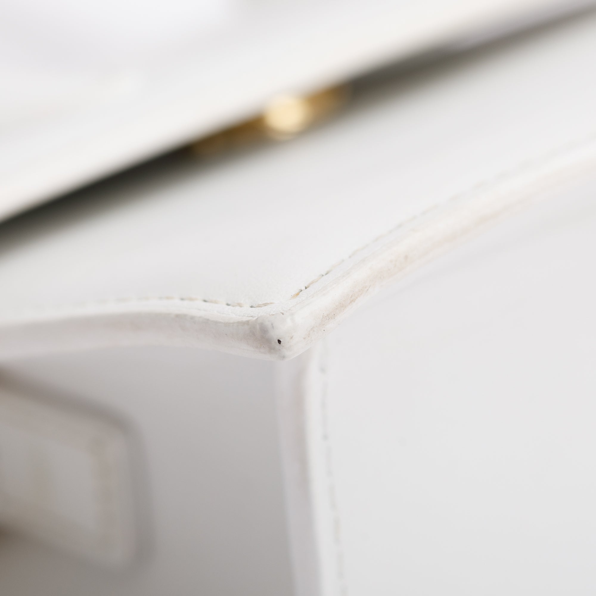 Jacquemus White Leather Le Chiquito Moyen Bag