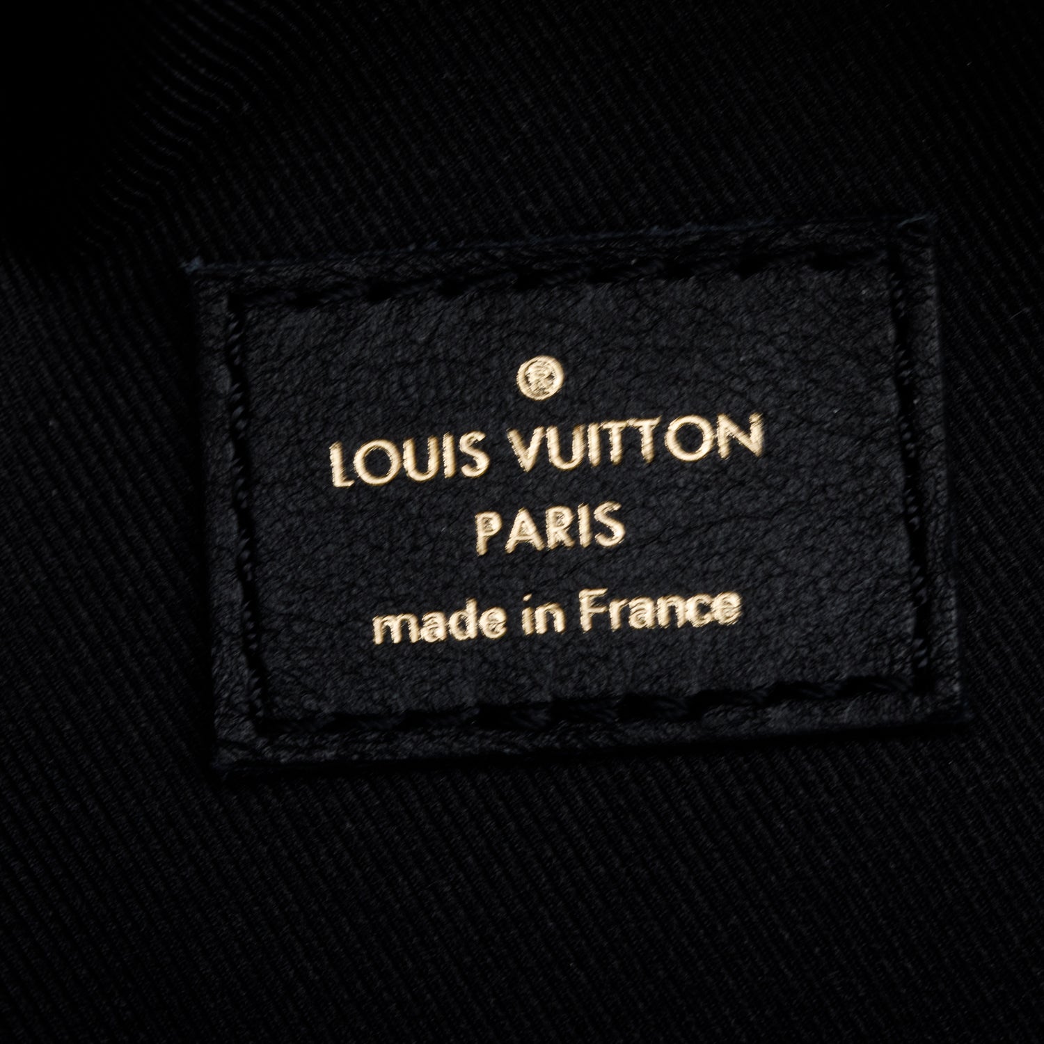 Louis Vuitton 2020 Black Cowhide Leather New Wave Belt Bag