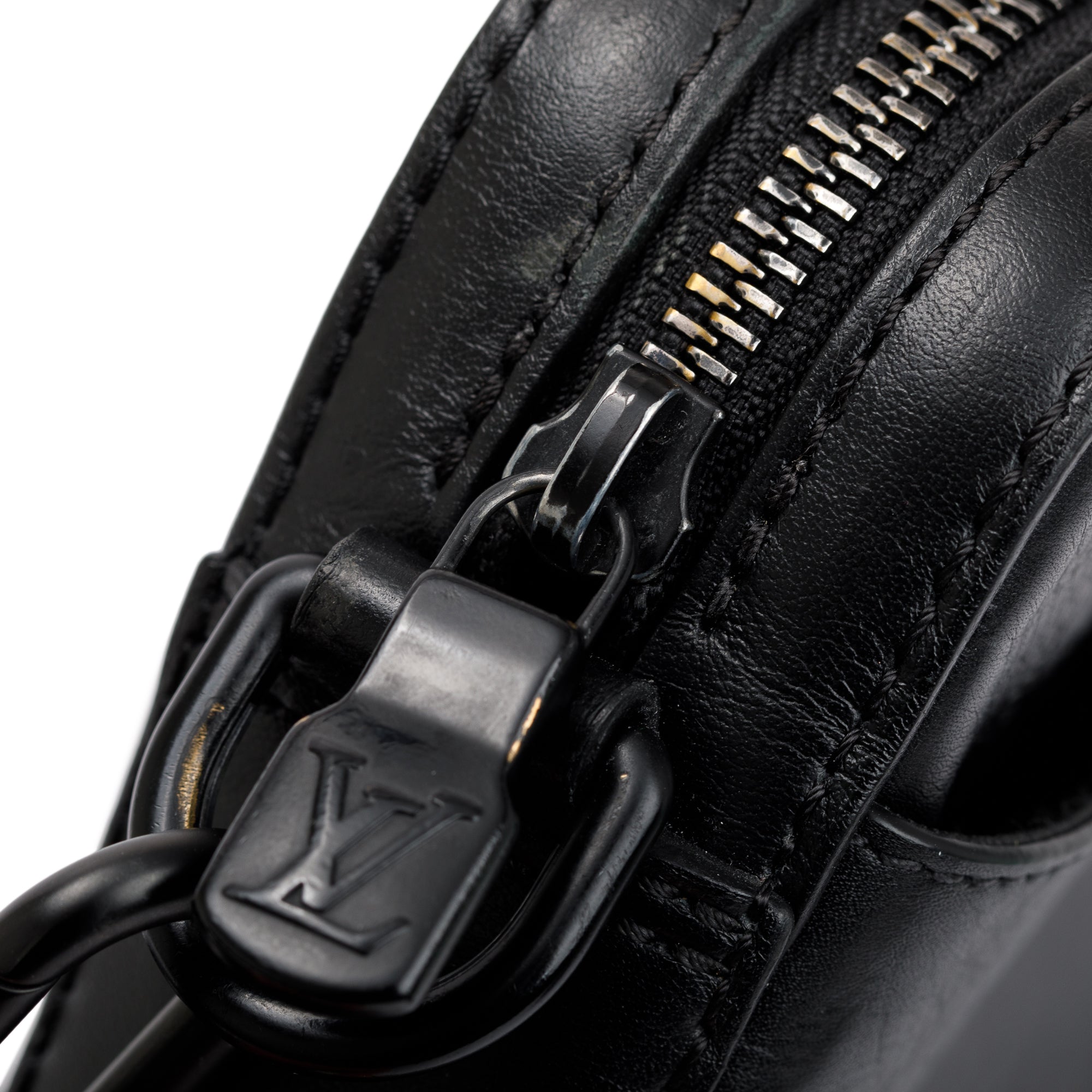 Louis Vuitton 2020 Black Monogram Shadow Embossed Calfskin Leather Duo Messenger Bag