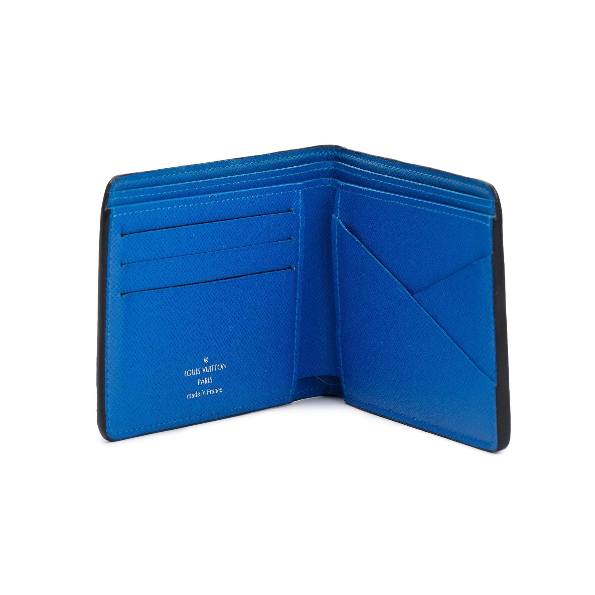 Louis Vuitton 2020 Black Taiga Leather Multiple Wallet