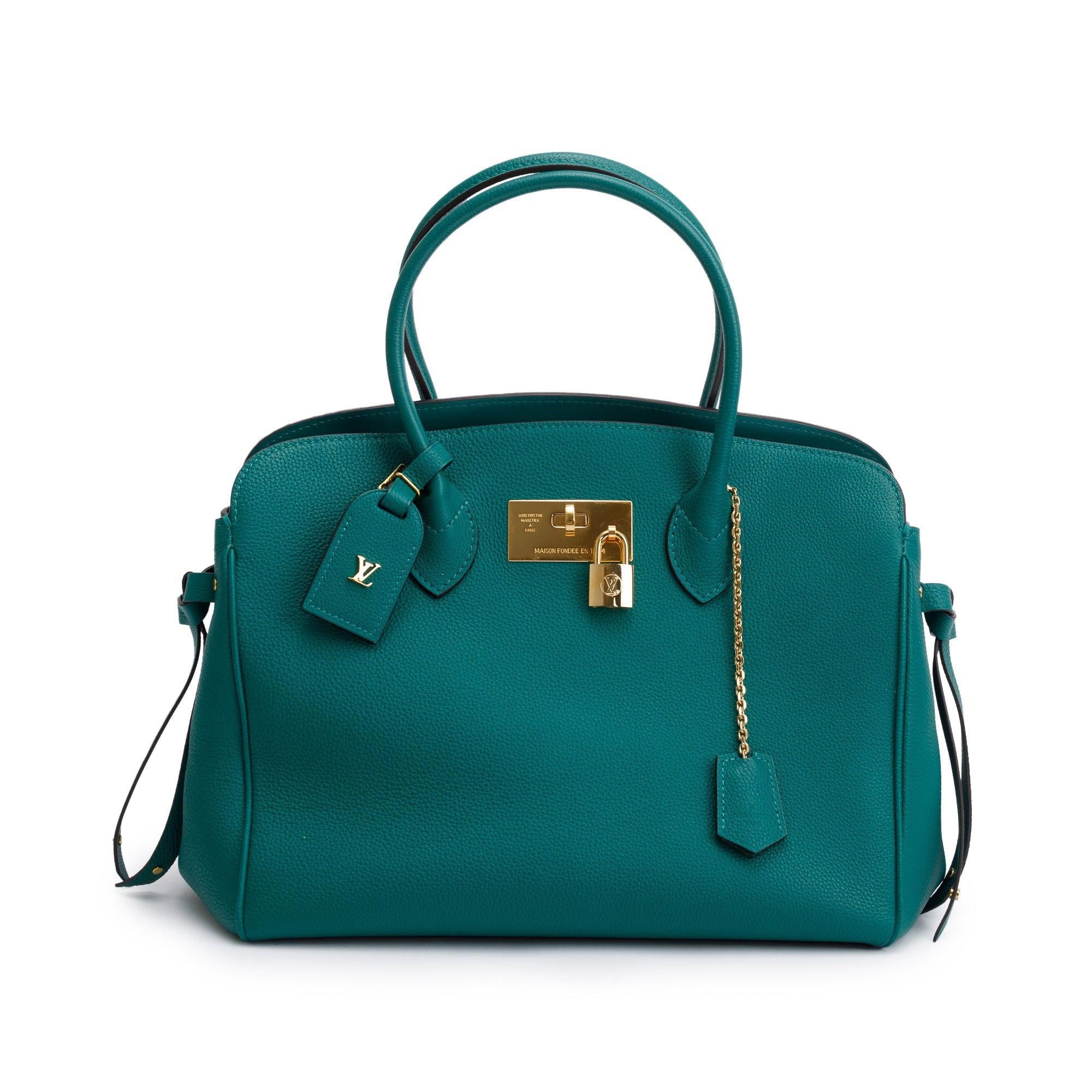 Louis Vuitton 2020 Green Veau Nuage Milla MM w/ Strap & Box