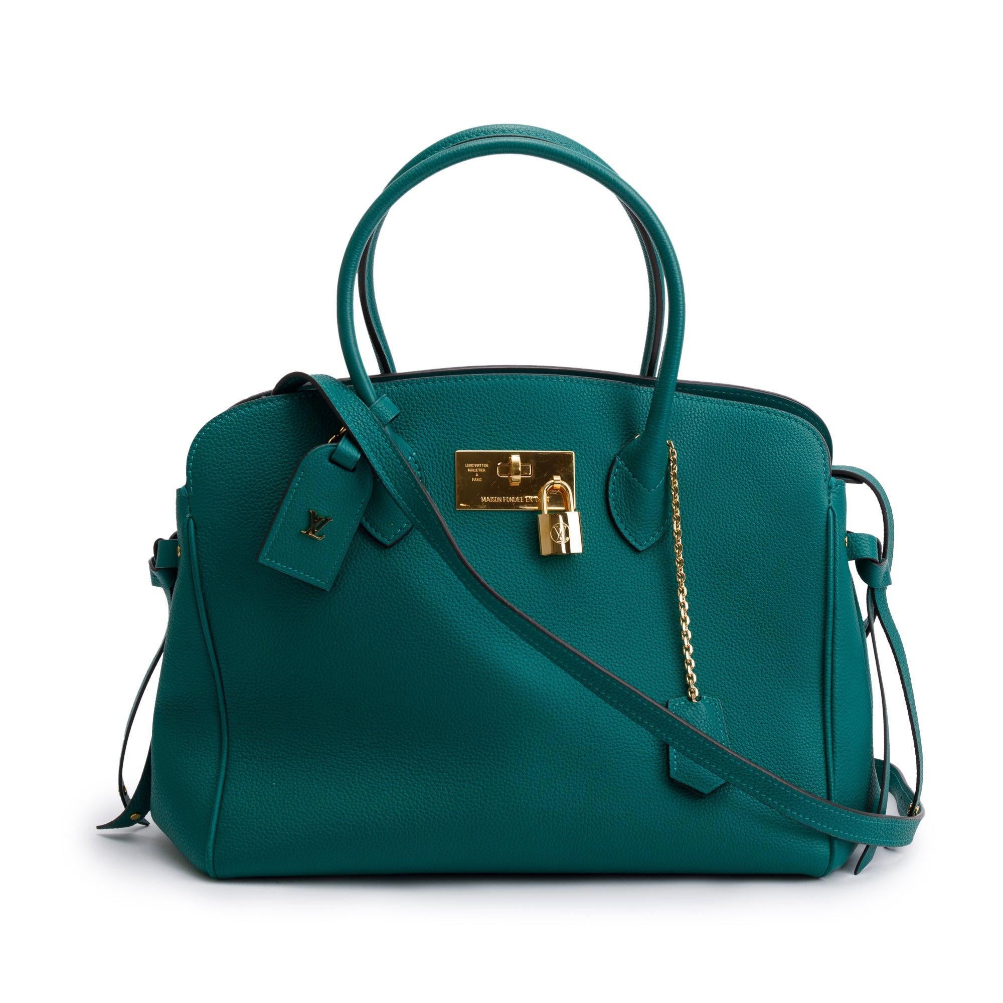 Louis Vuitton 2020 Green Veau Nuage Milla MM w/ Strap & Box