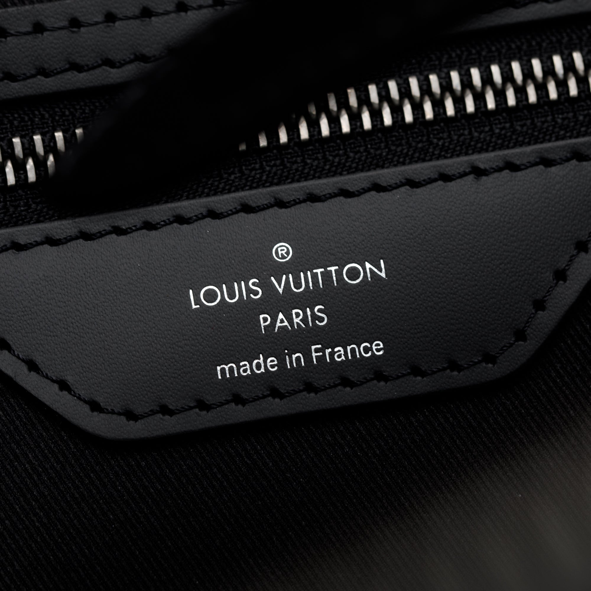 Louis Vuitton 2020 Monogram Eclipse Greenwich NM w/ Strap & Box