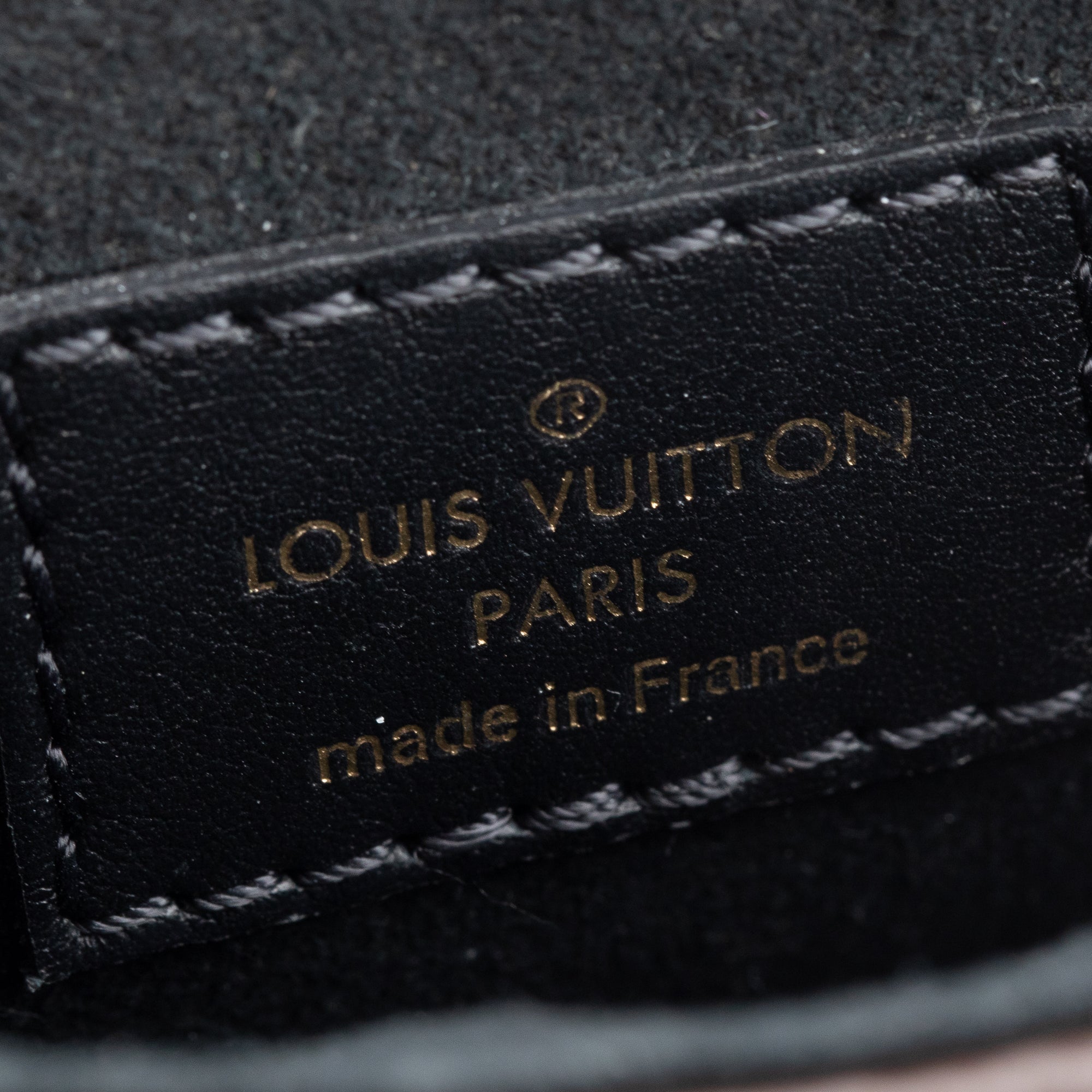 Louis Vuitton 2020 Monogram Locky BB w/ Strap
