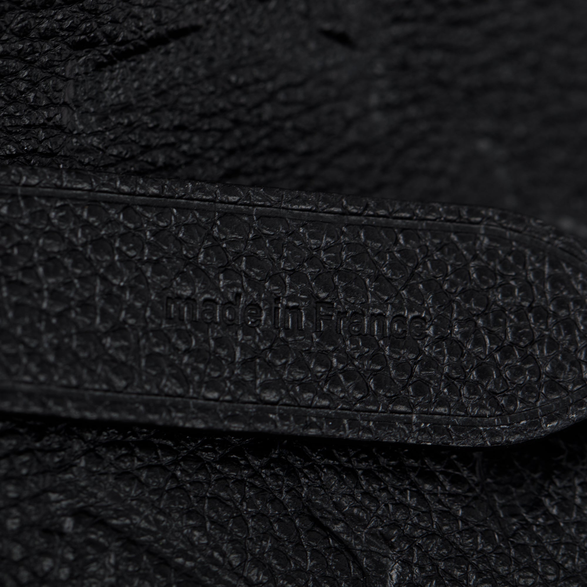 Louis Vuitton 2021 Black Monogram Empreinte Leather Neonoe MM w/ Box & Receipt