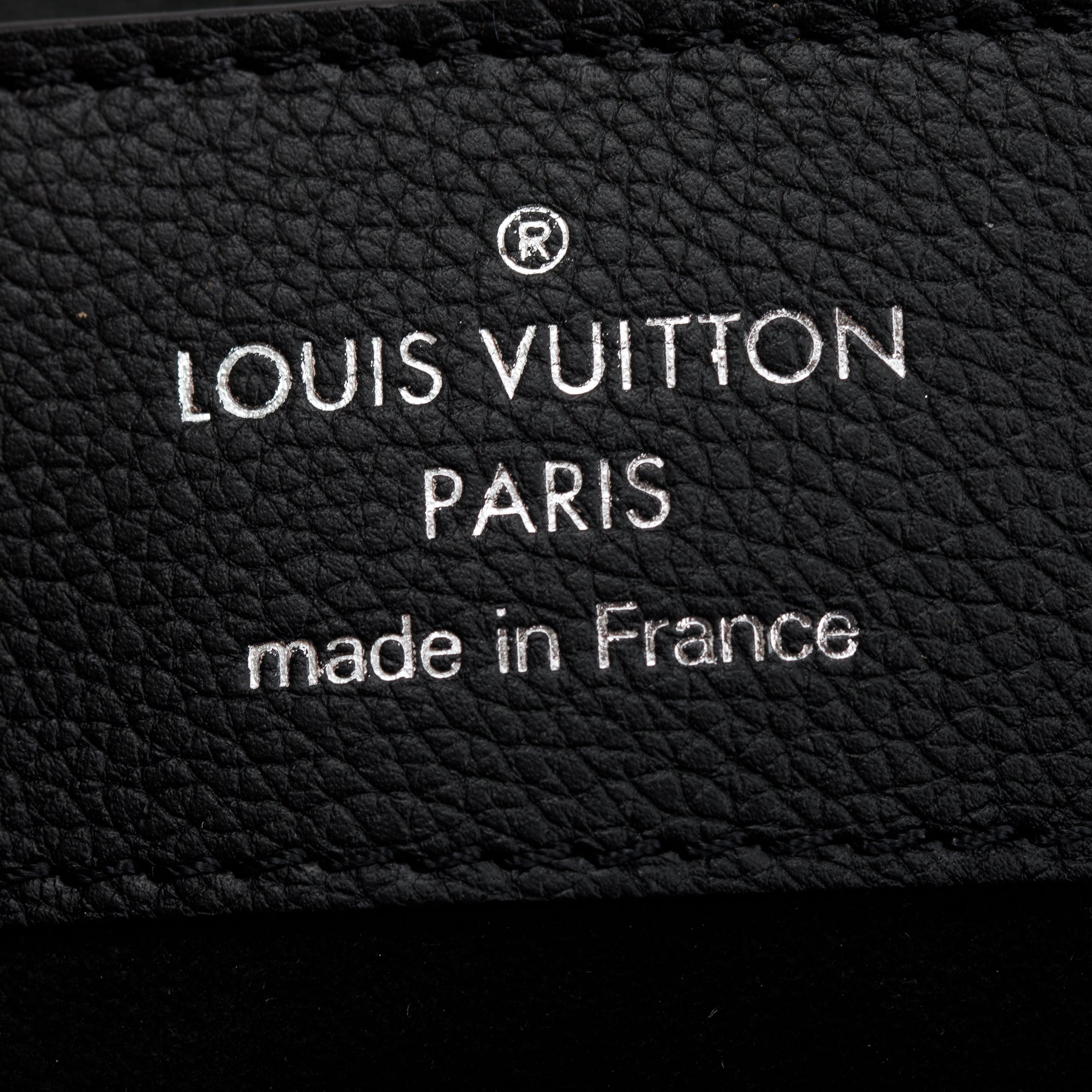 Louis Vuitton 2022 Black Calfskin Leather LockMe Ever MM w/ Strap