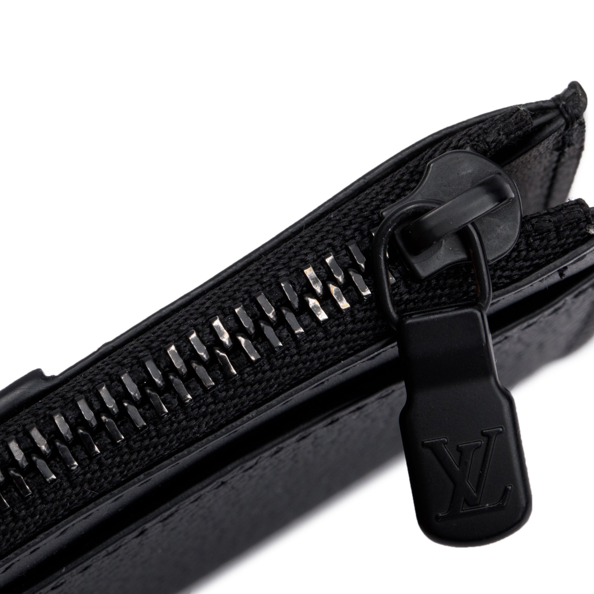 Louis Vuitton 2022 Black Leather Coin Card Holder