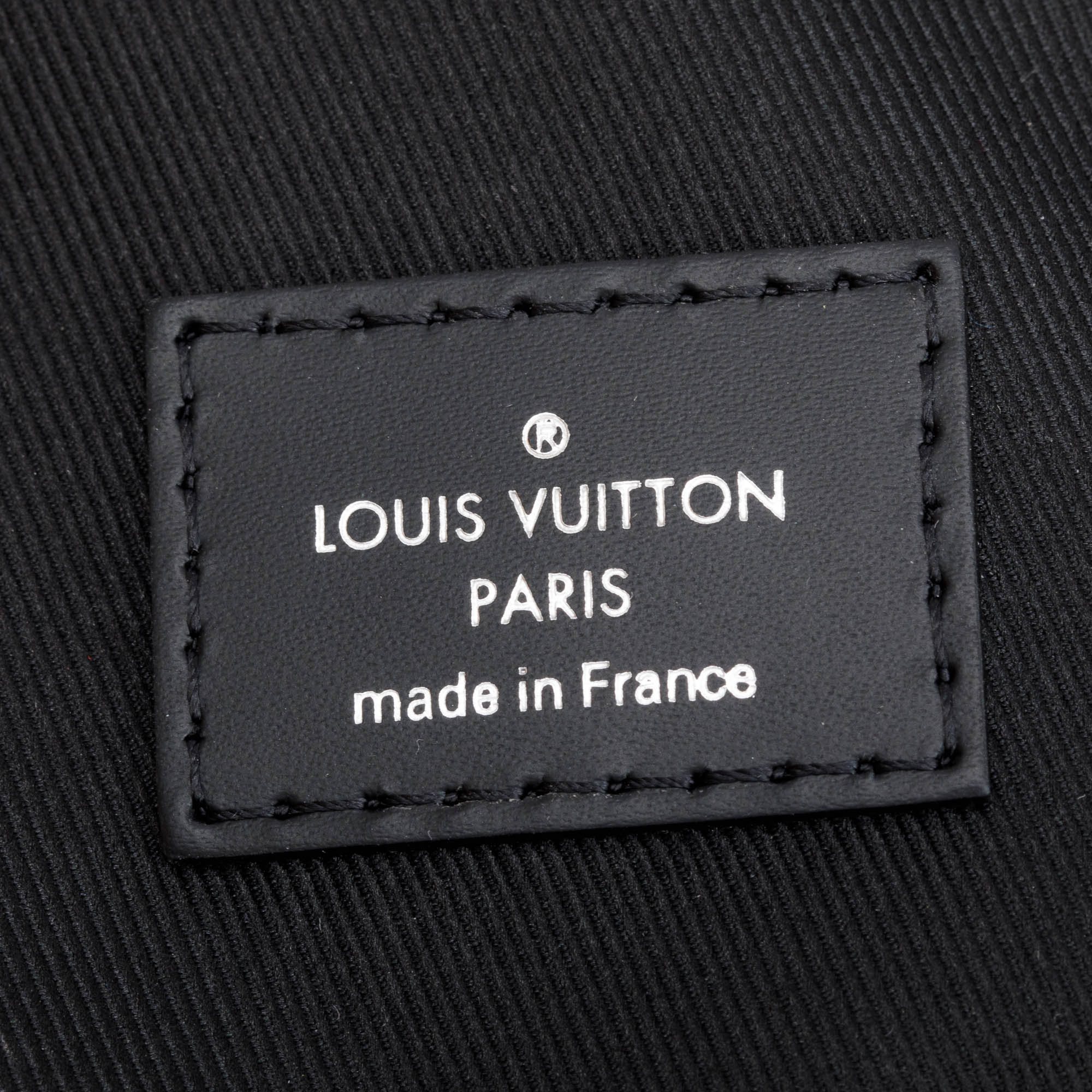 Louis Vuitton 2022 Damier Graphite Avenue Sling Bag w/ Box & Receipt