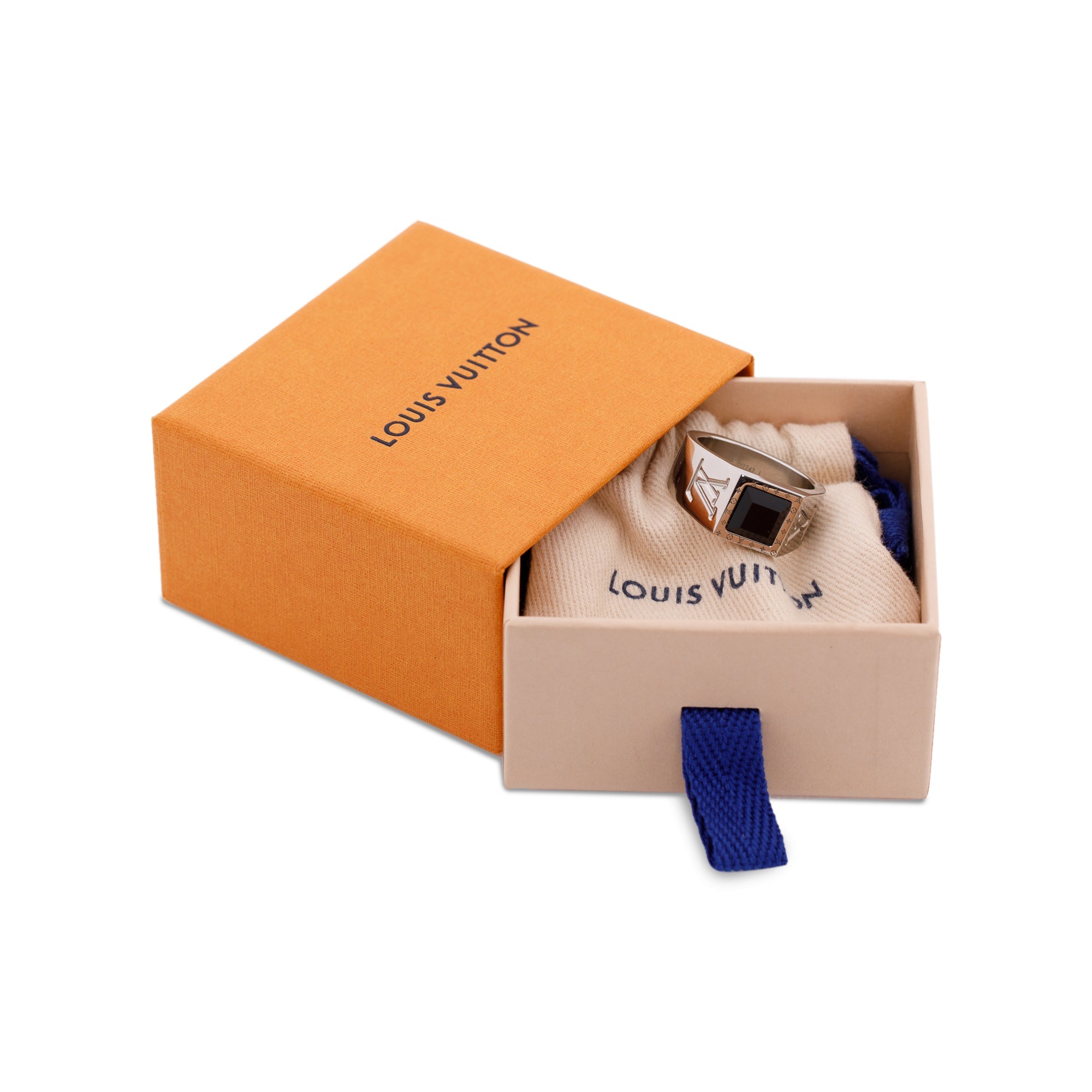 Louis Vuitton 2022 LV Onyx Signet Ring w/ Box