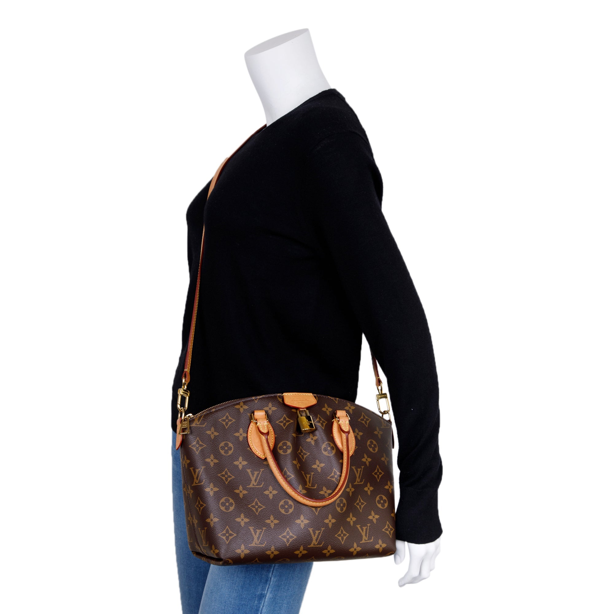 Louis Vuitton 2022 Monogram Boetie PM w/ Strap