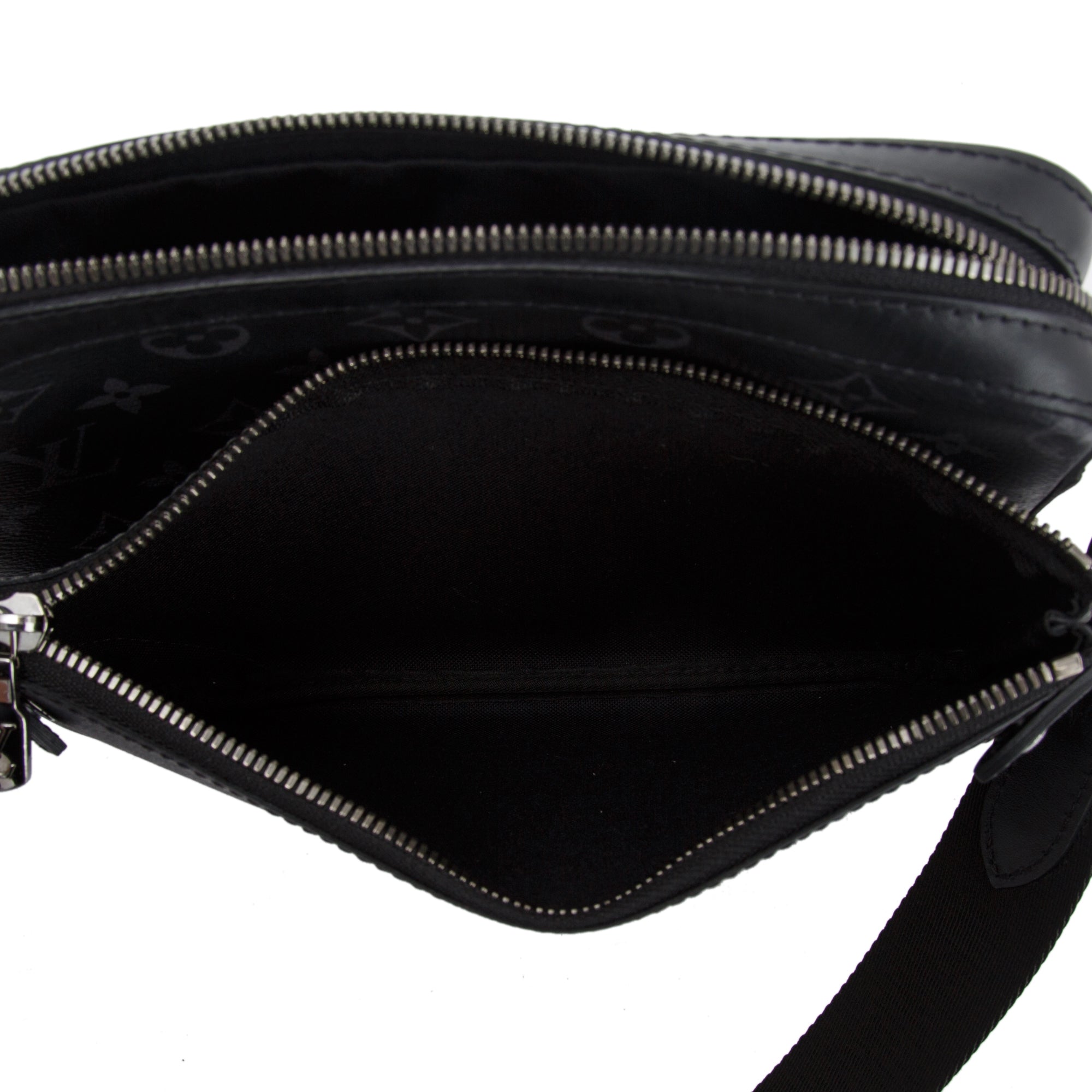 Louis Vuitton 2022 Monogram Eclipse Trio Messenger Bag