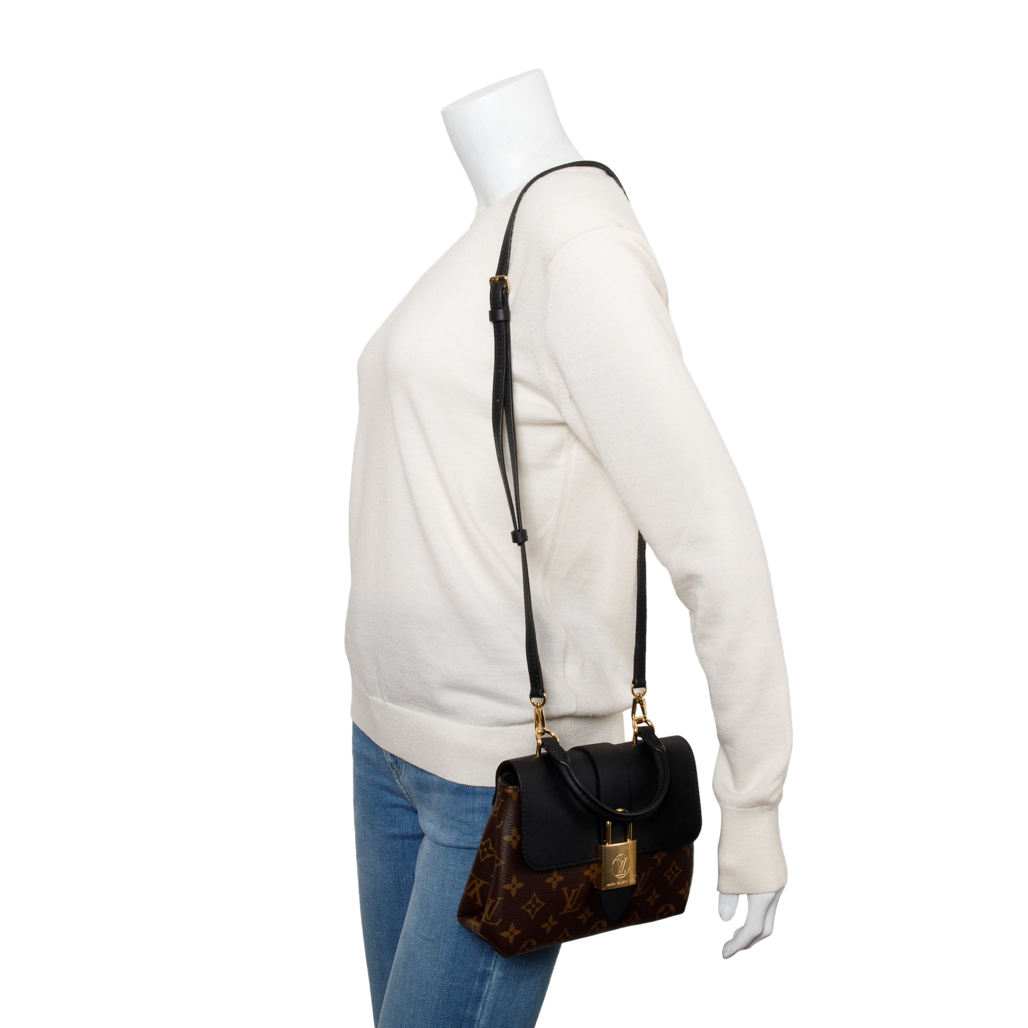 Louis Vuitton 2022 Monogram Locky BB w/ Strap