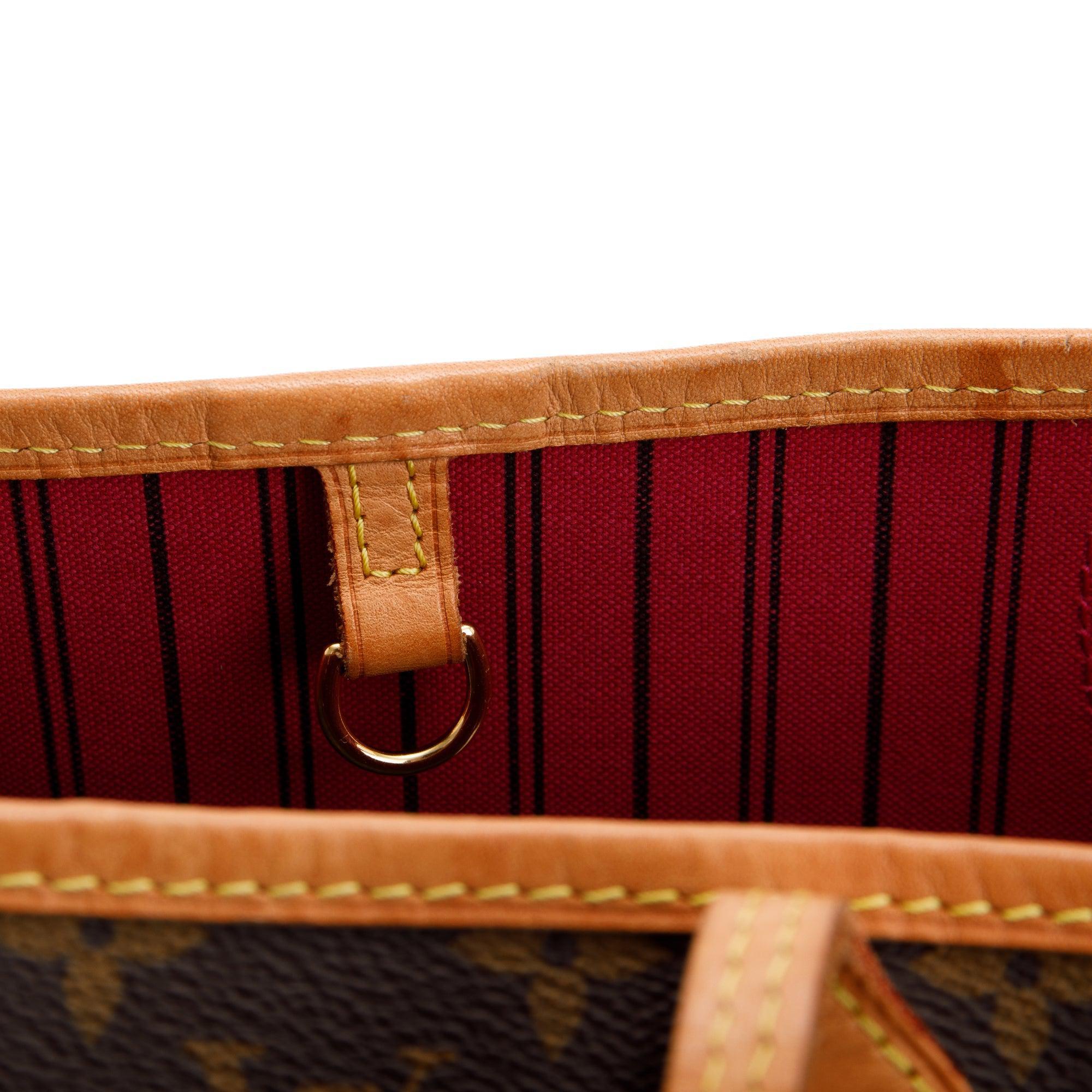 Louis Vuitton 2022 Monogram Neverfull MM w/ Pouch