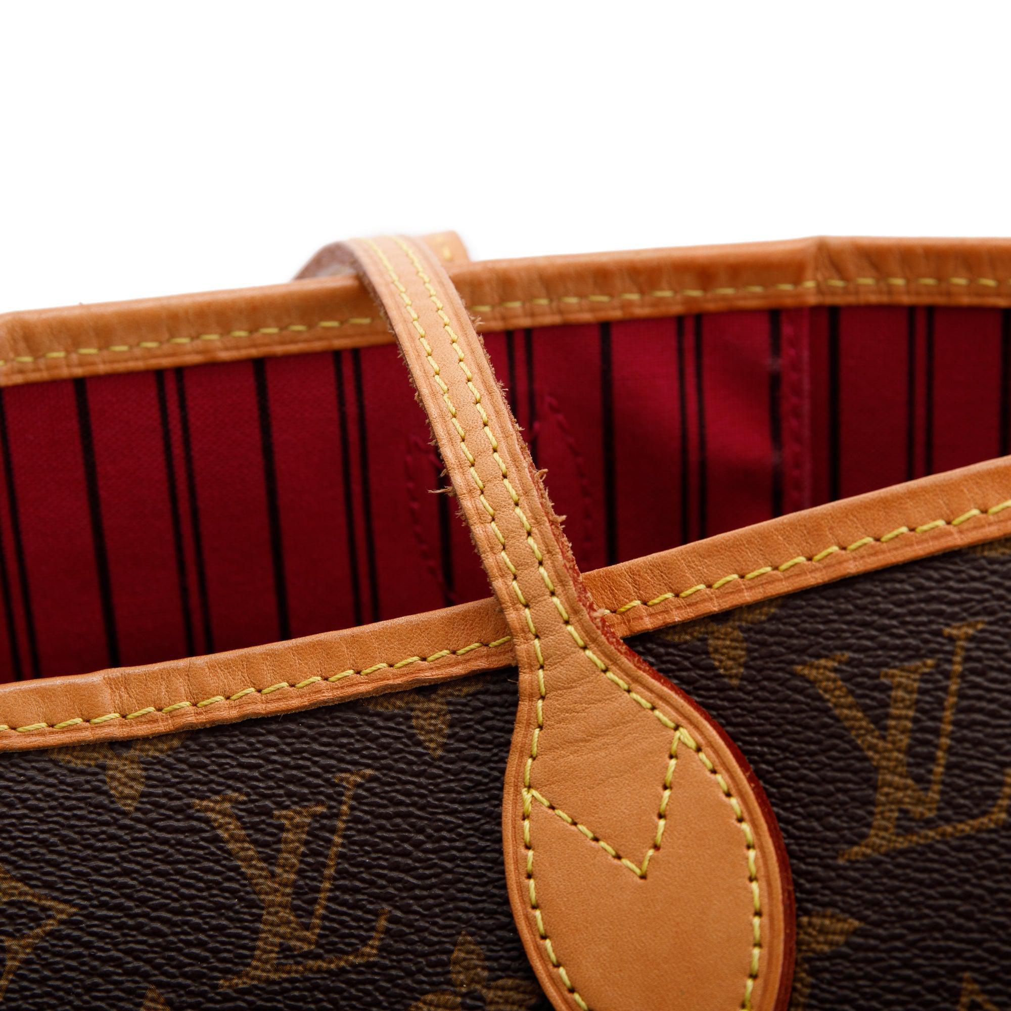 Louis Vuitton 2022 Monogram Neverfull MM w/ Pouch