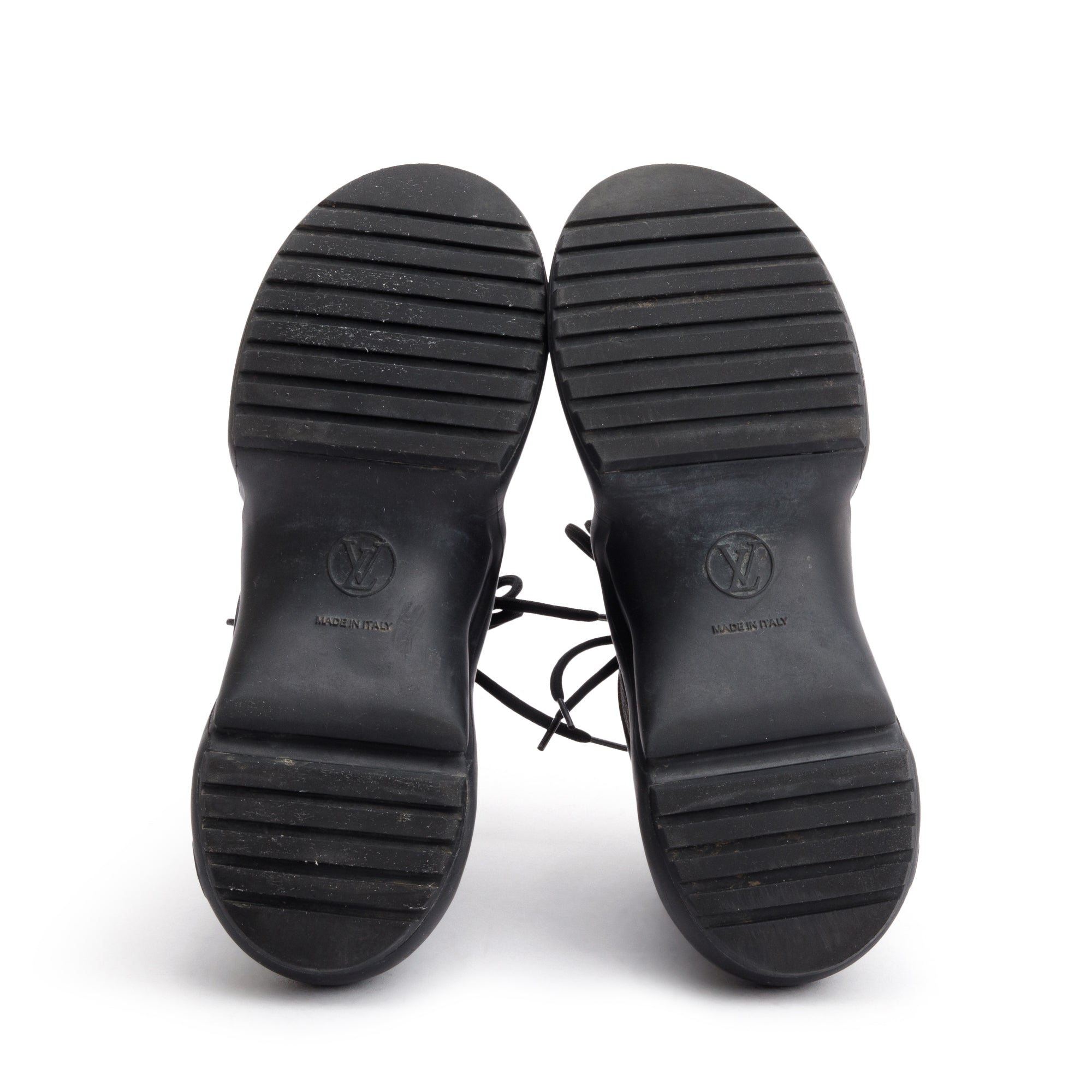 Louis Vuitton 2022 Monogram Trim Black LV Archlight Sneakers, Size 39