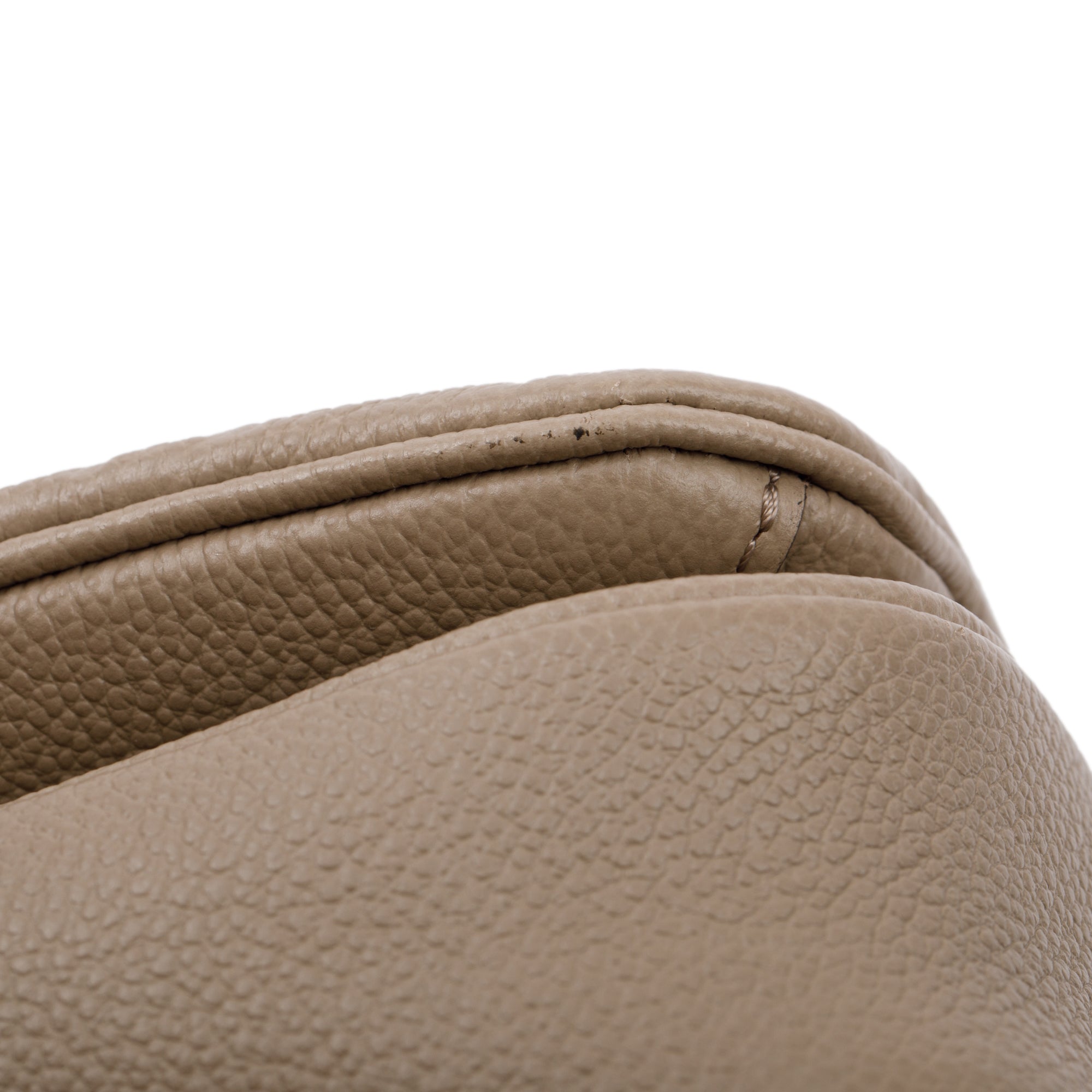 Louis Vuitton 2022 Turtledove Monogram Empreinte Pochette Metis w/ Box