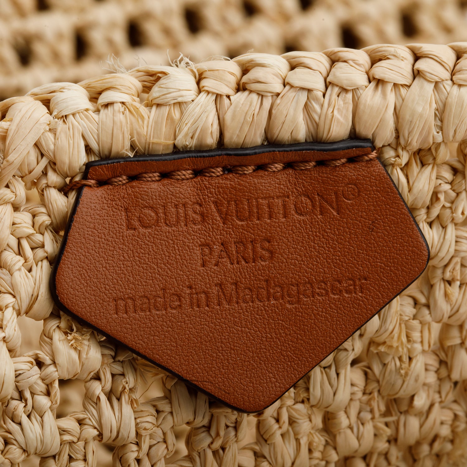 Louis Vuitton 2024 Neutral Raffia Canvas Onthego MM