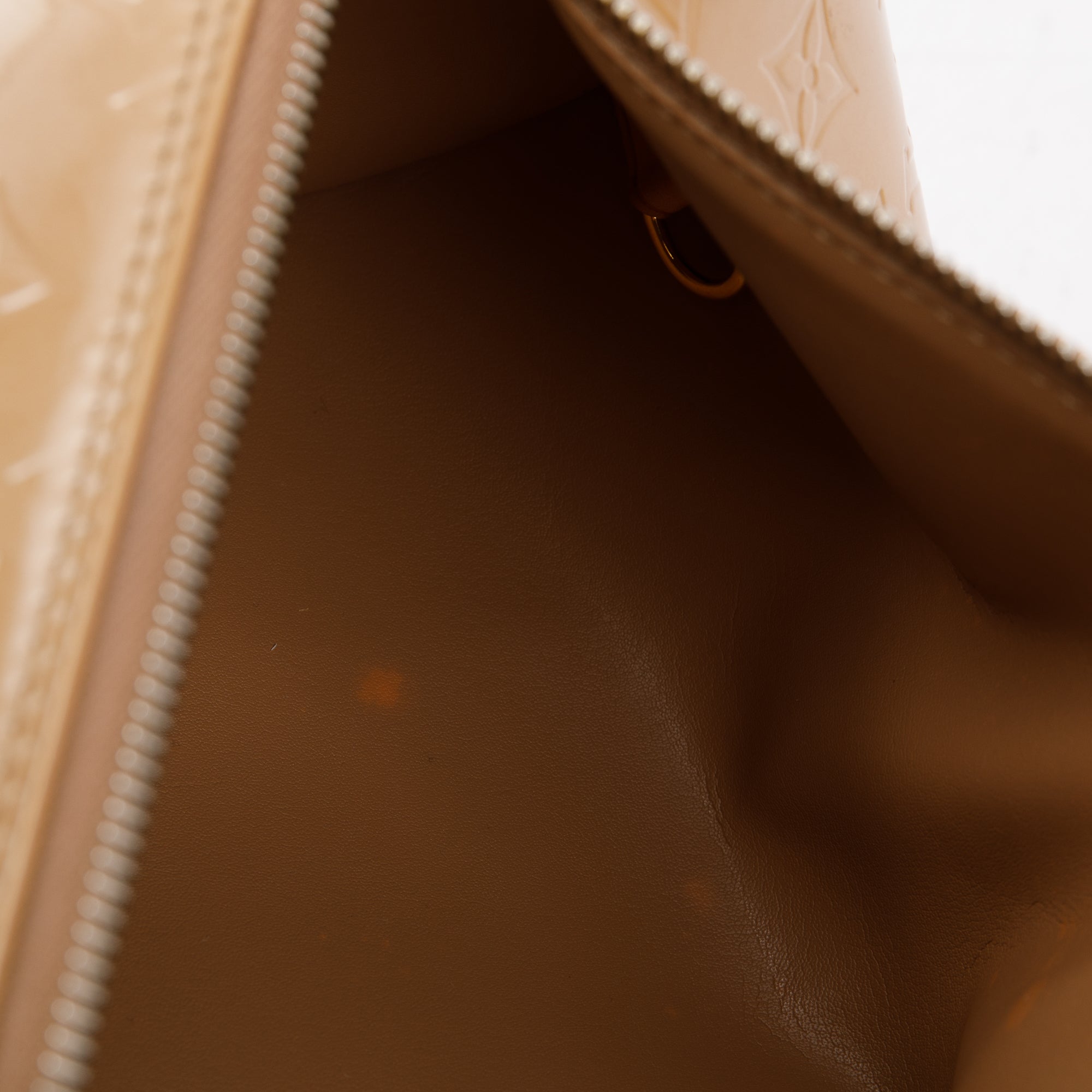 Louis Vuitton Beige Monogram Vernis Bedford Bag