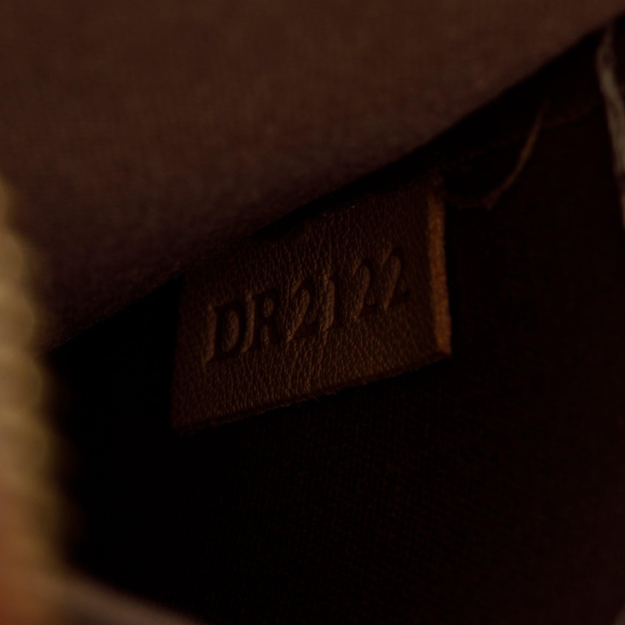 Louis Vuitton Beige Monogram Vernis Brea MM w/ Strap